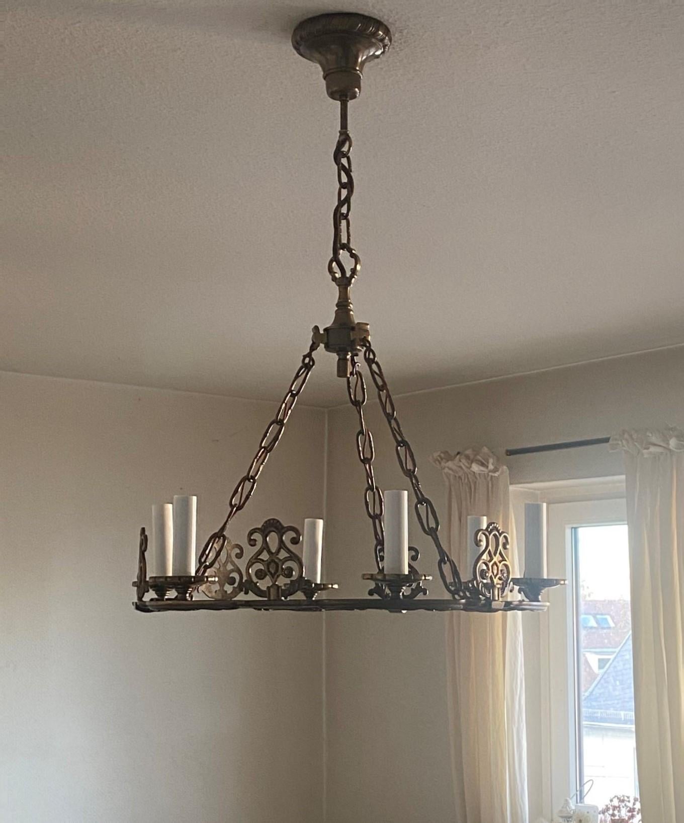 French Old Bronze Six-Light Chandelier in Country House Style, France, 1930s In Good Condition For Sale In Frankfurt am Main, DE