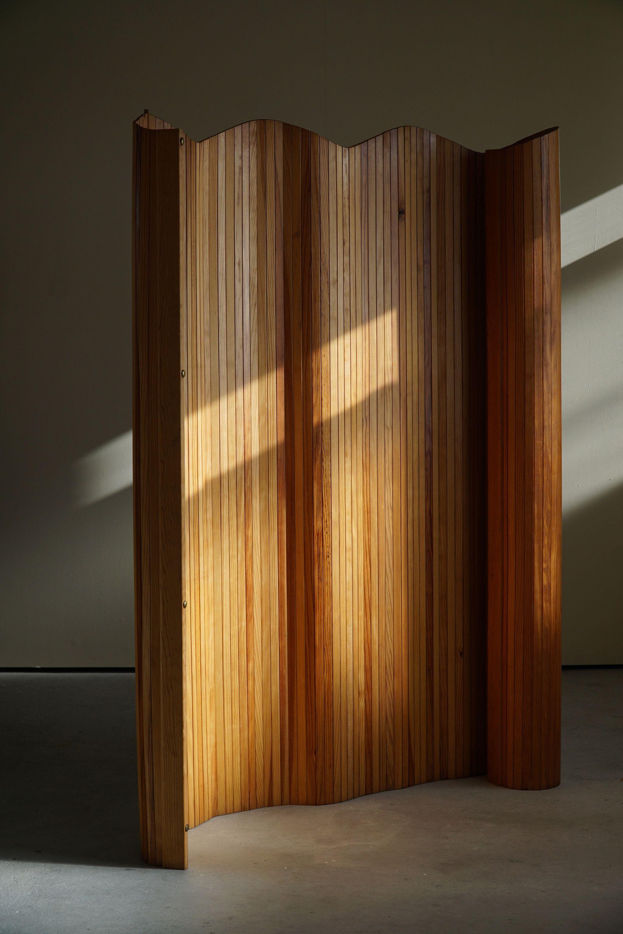 French Art Deco Room Divider in Patinated Pine Attributed Jomaine Baumann, 1940s 9