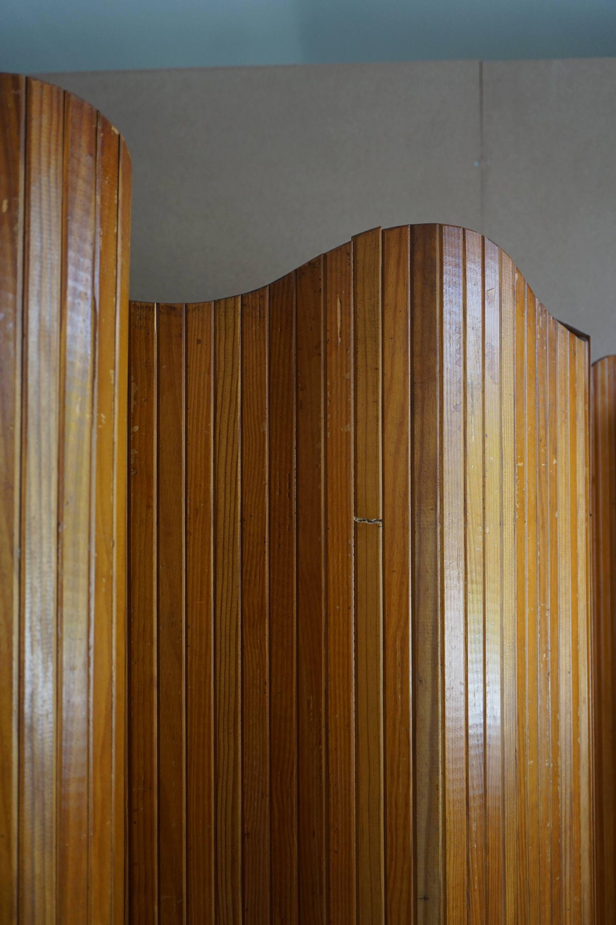 French Art Deco Room Divider in Patinated Pine by Firm Baumann, Paris, 1940s 8