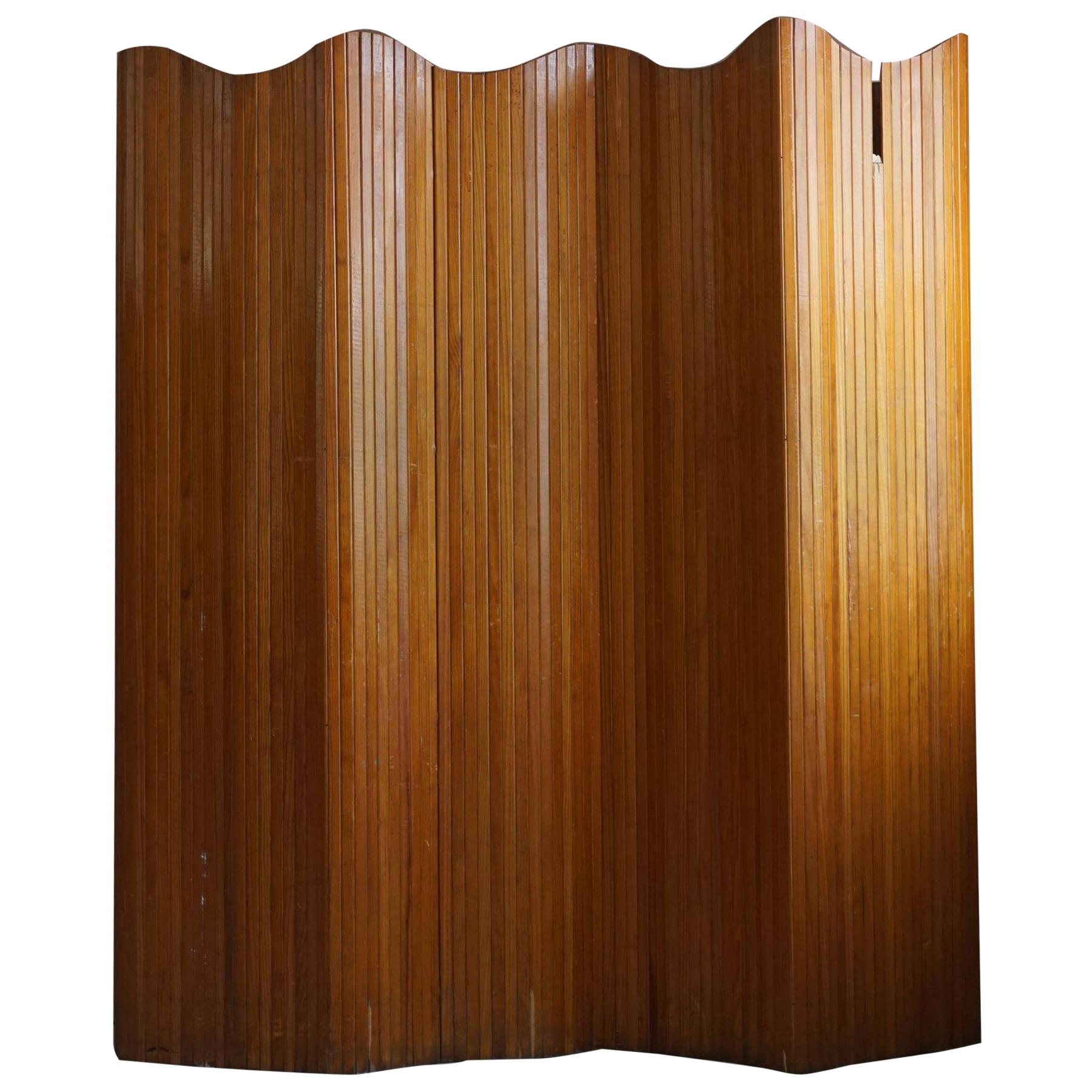 French Art Deco Room Divider in Patinated Pine by Firm Baumann, Paris, 1940s
