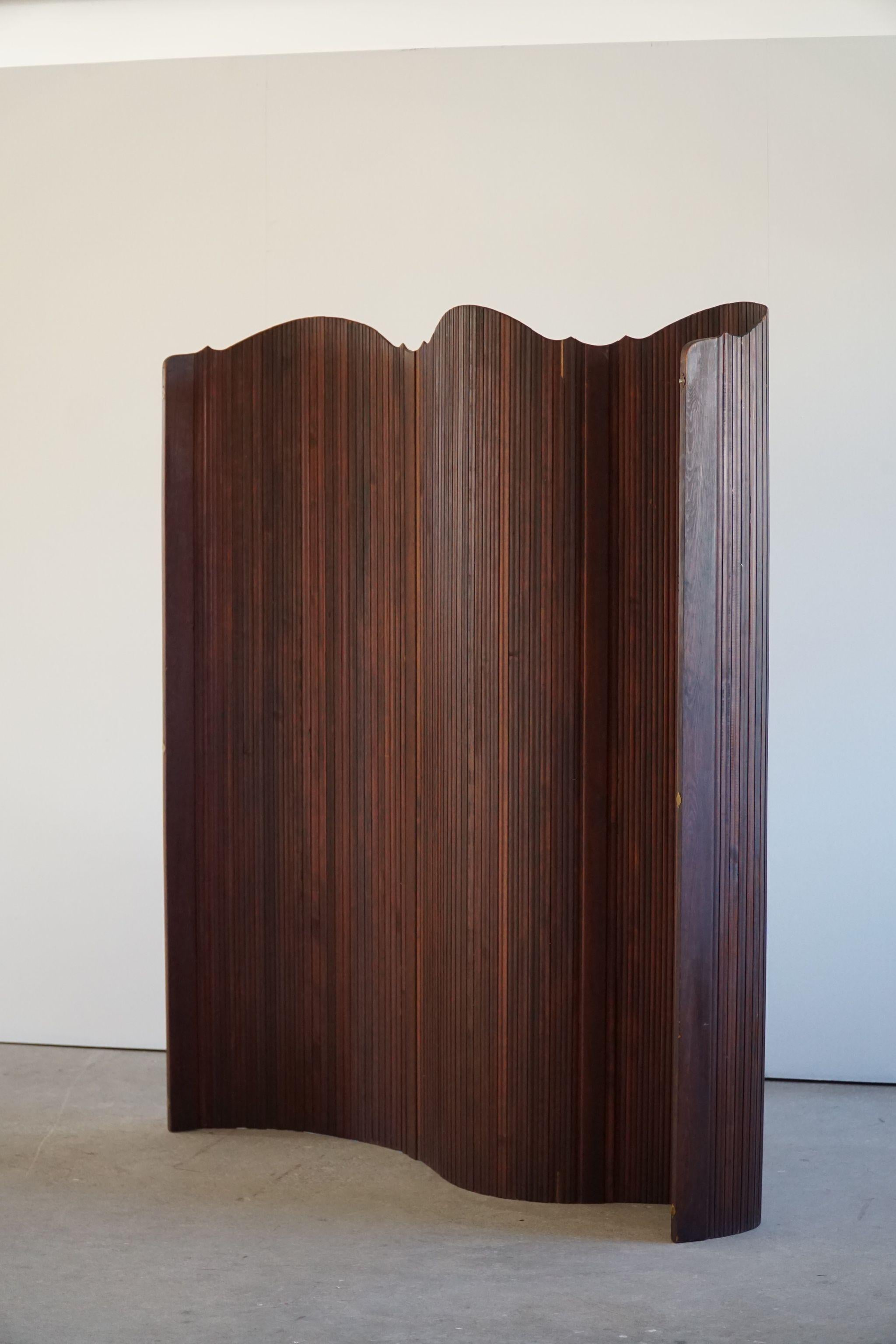 French Art Deco Room Divider in Stained Patinated Pine, Made by S.N.S.A, 1950s 4