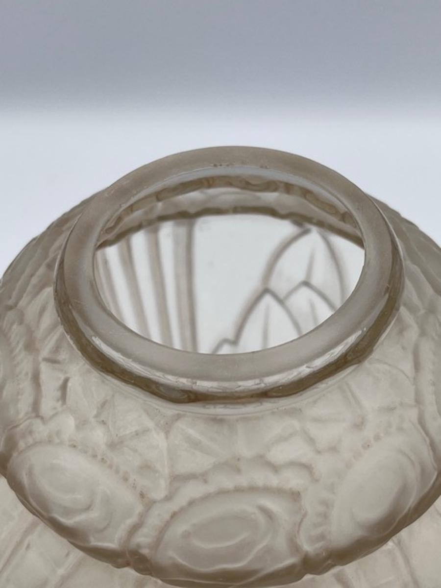 Francese Vaso di rose Art Deco francese di André Hunebelle in vendita