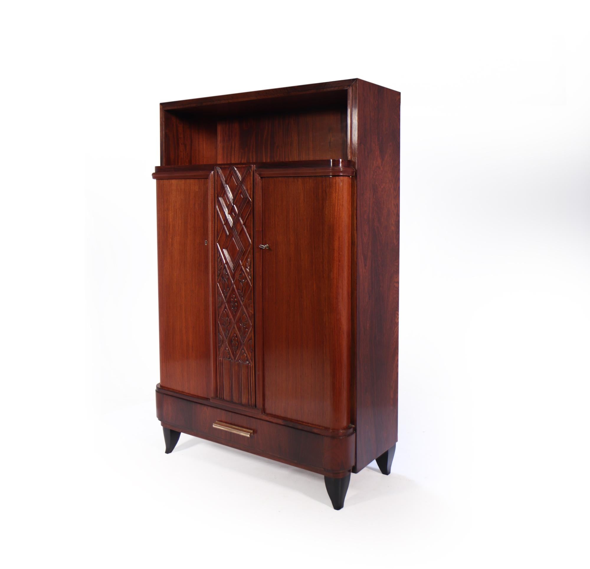 French Art Deco Rosewood Cabinet In Excellent Condition For Sale In Paddock Wood Tonbridge, GB
