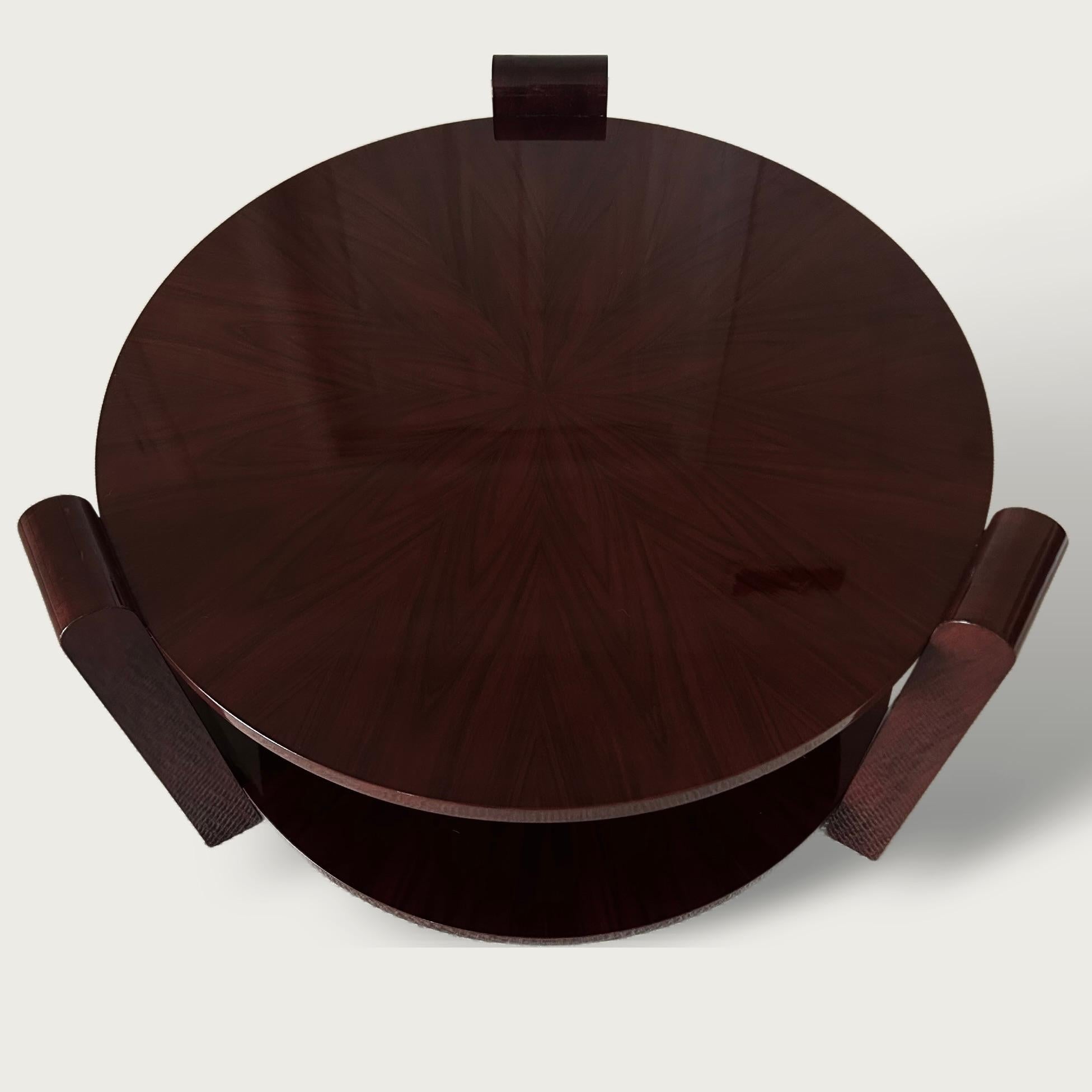 Table basse circulaire en palissandre de l'Art déco français vers 1930 en vente 2