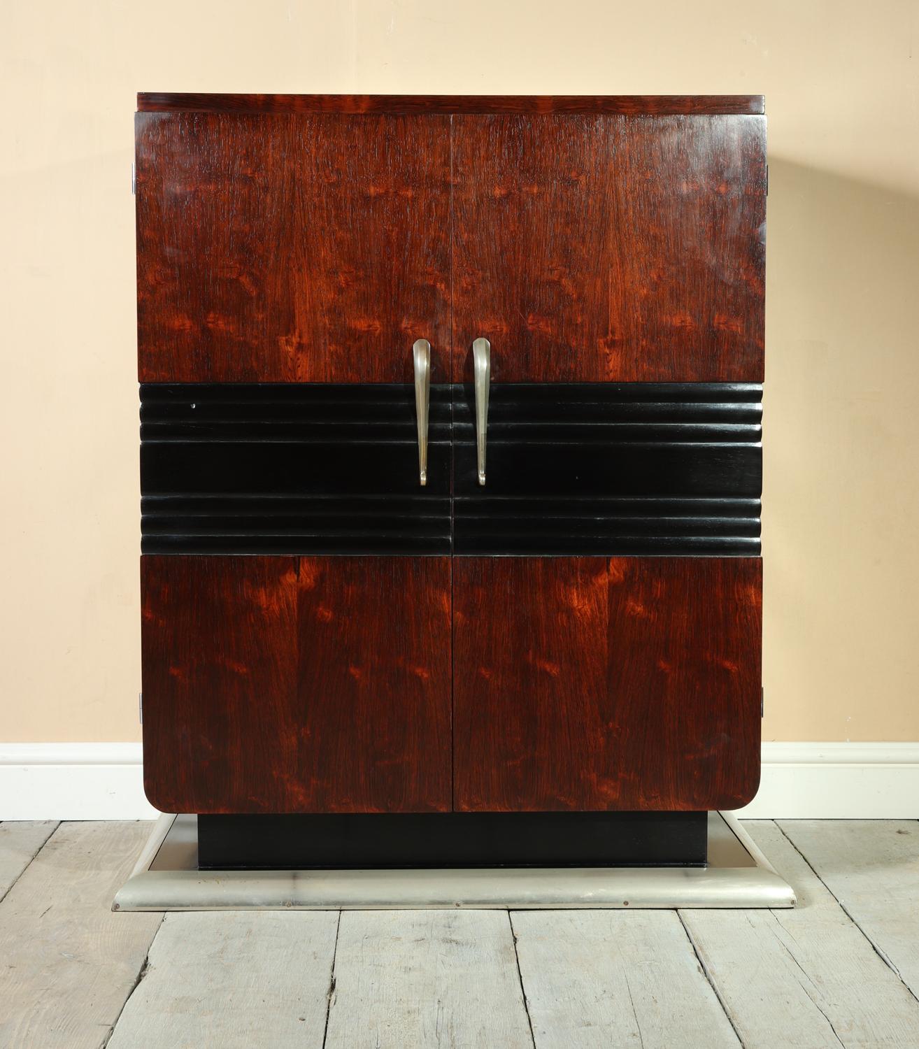 Mid-20th Century French Art Deco Rosewood Cocktail Cabinet, circa 1930 For Sale