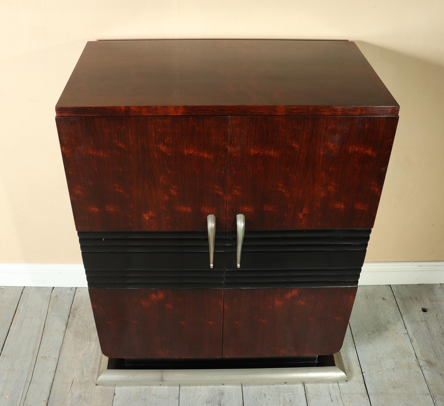 Wood French Art Deco Rosewood Cocktail Cabinet, circa 1930 For Sale