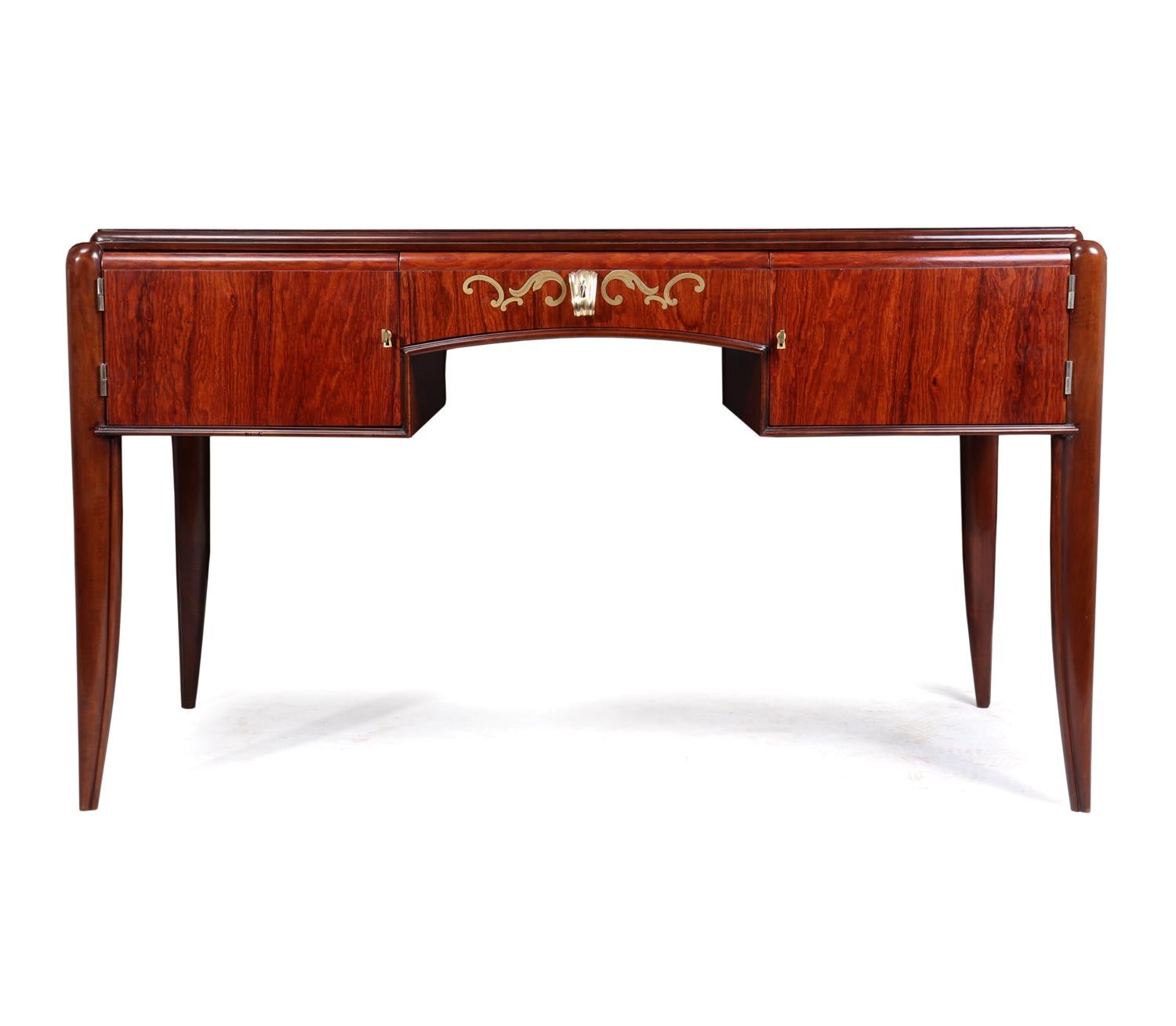French Art Deco rosewood desk, circa 1930
A French produced Art Deco Desk with two lockable doors and a central lockable drawer, the desk is in lovely condition trough-out and has been sympathetically restored and professionally hand
