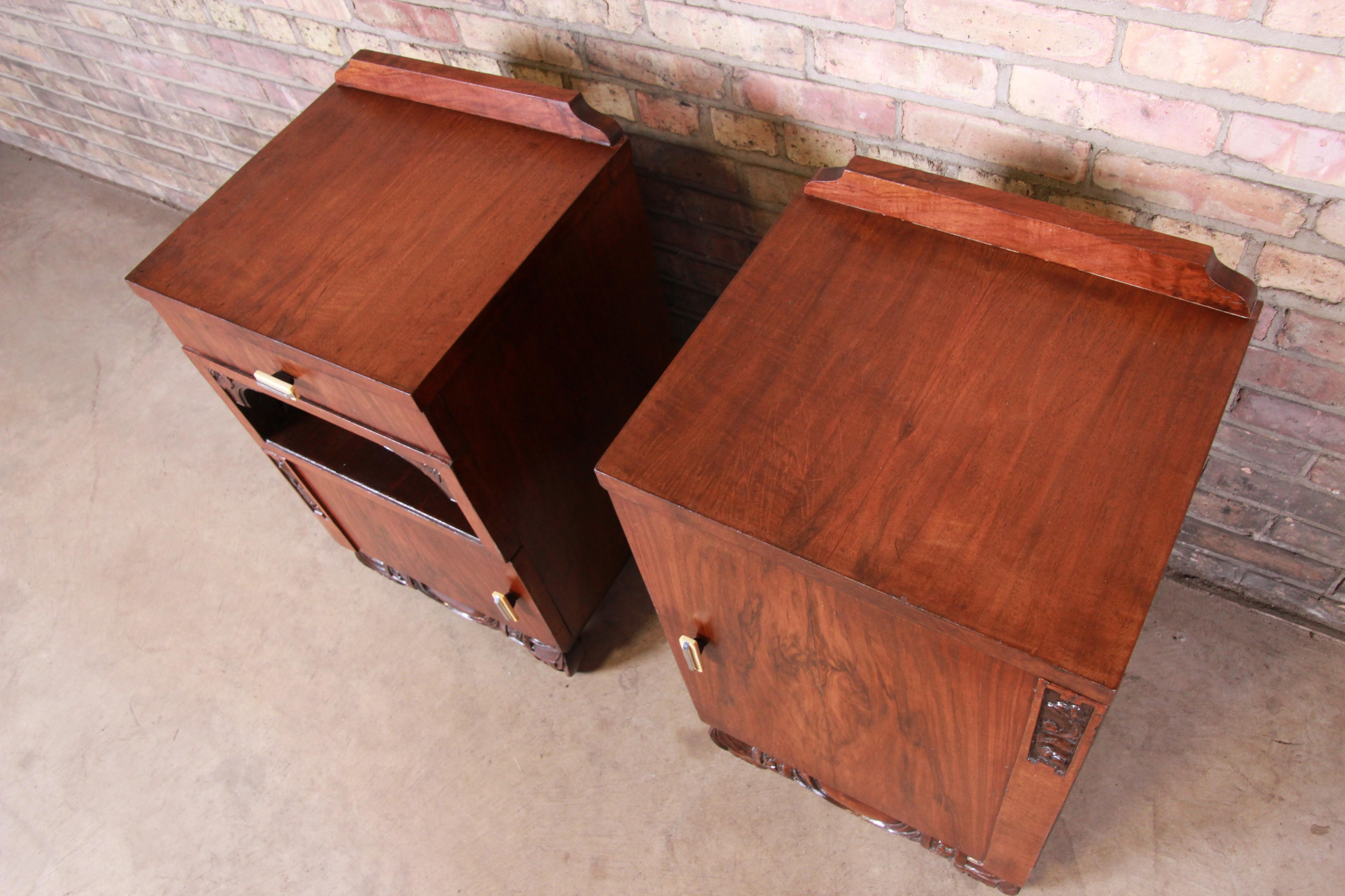French Art Deco Rosewood Nightstands, circa 1920s 1