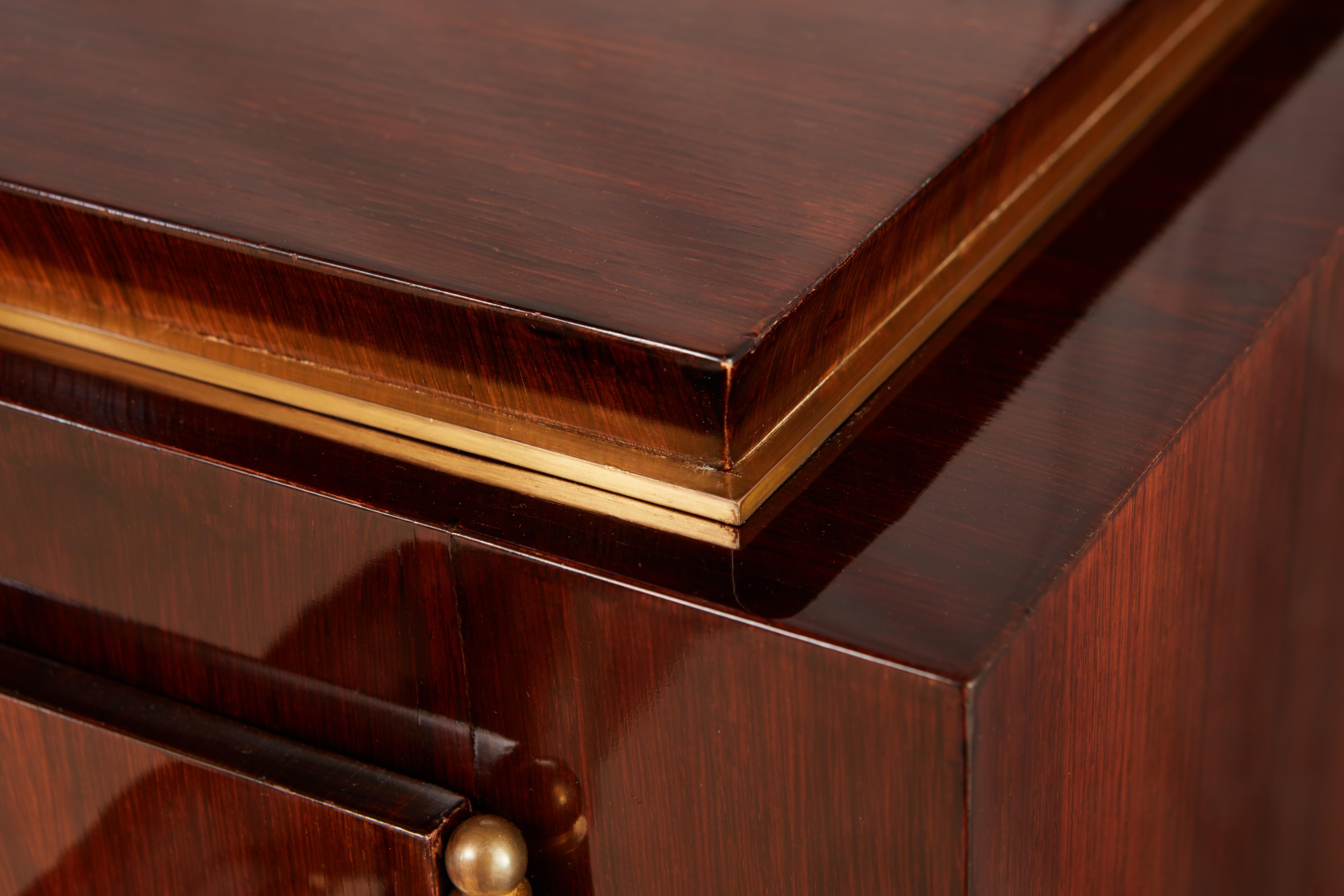Credenza in palissandro Art Deco francese di Jules Leleu In condizioni buone in vendita a Lyndhurst, NJ