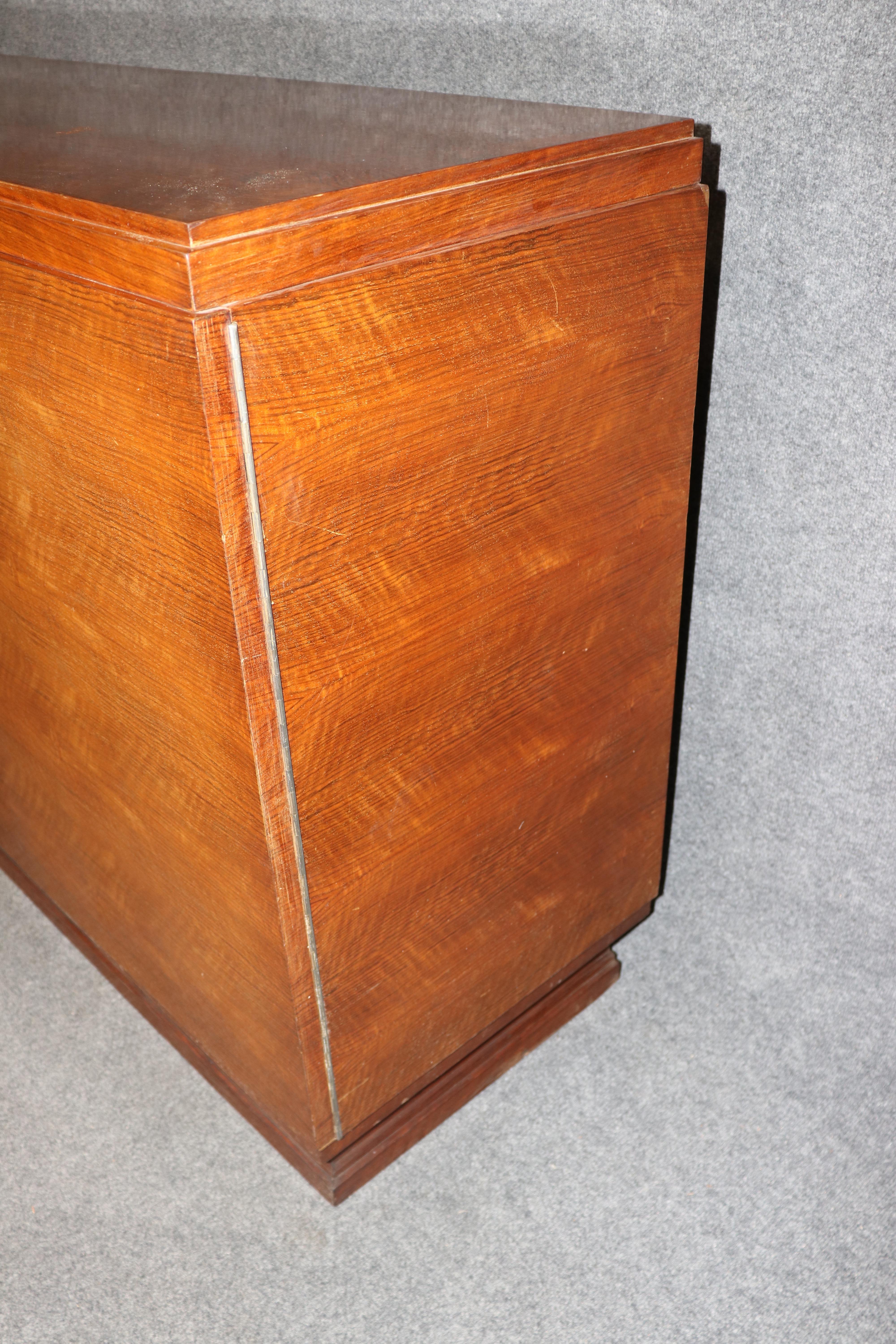 French Art Deco Rosewood Sideboard In the Manner of Ruhlmann In Good Condition For Sale In Swedesboro, NJ