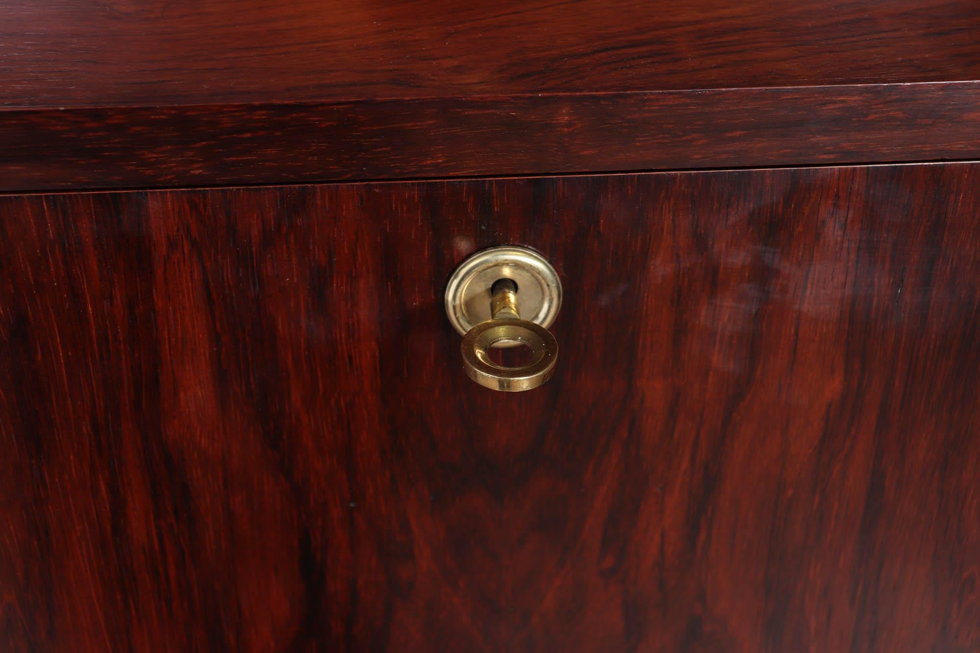 French Art Deco Rosewood & Sycamore Secrétaire Desk, c.1930 Excellent état - En vente à Paddock Wood Tonbridge, GB