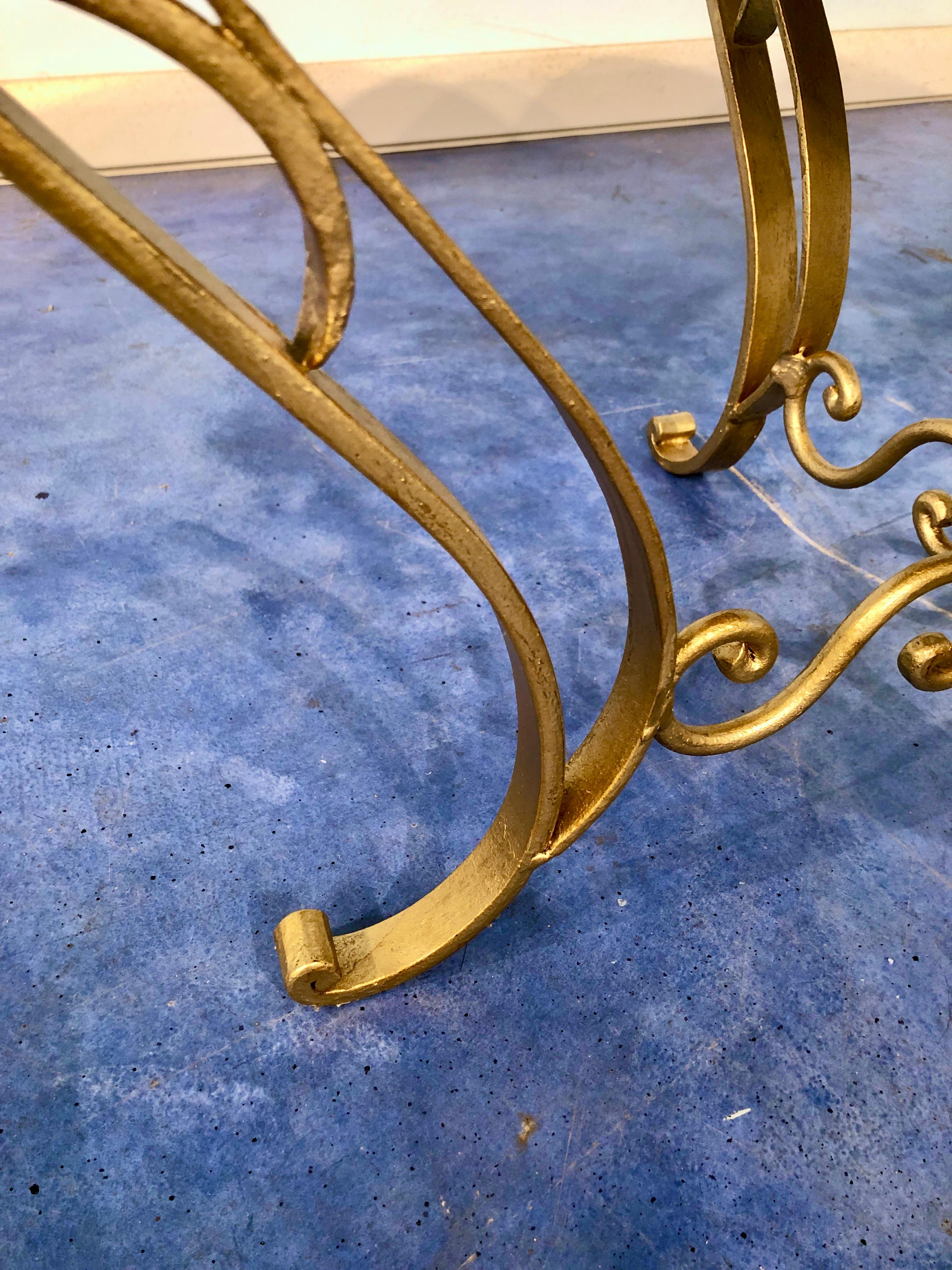French Art Deco Round Coffee Table in Gilded Iron, 1950 For Sale 4