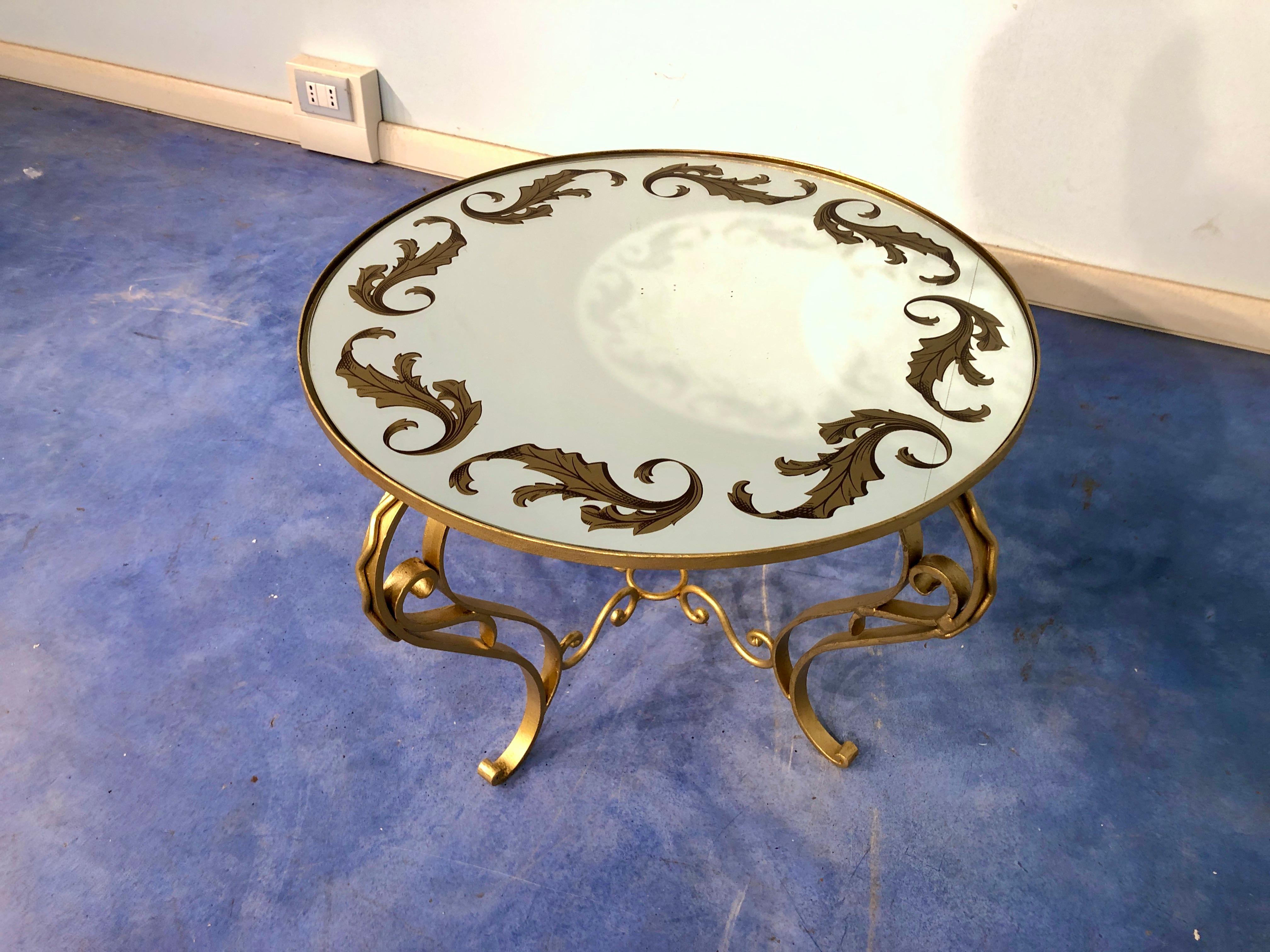 French Art Deco Round Coffee Table in Gilded Iron, 1950 For Sale 8