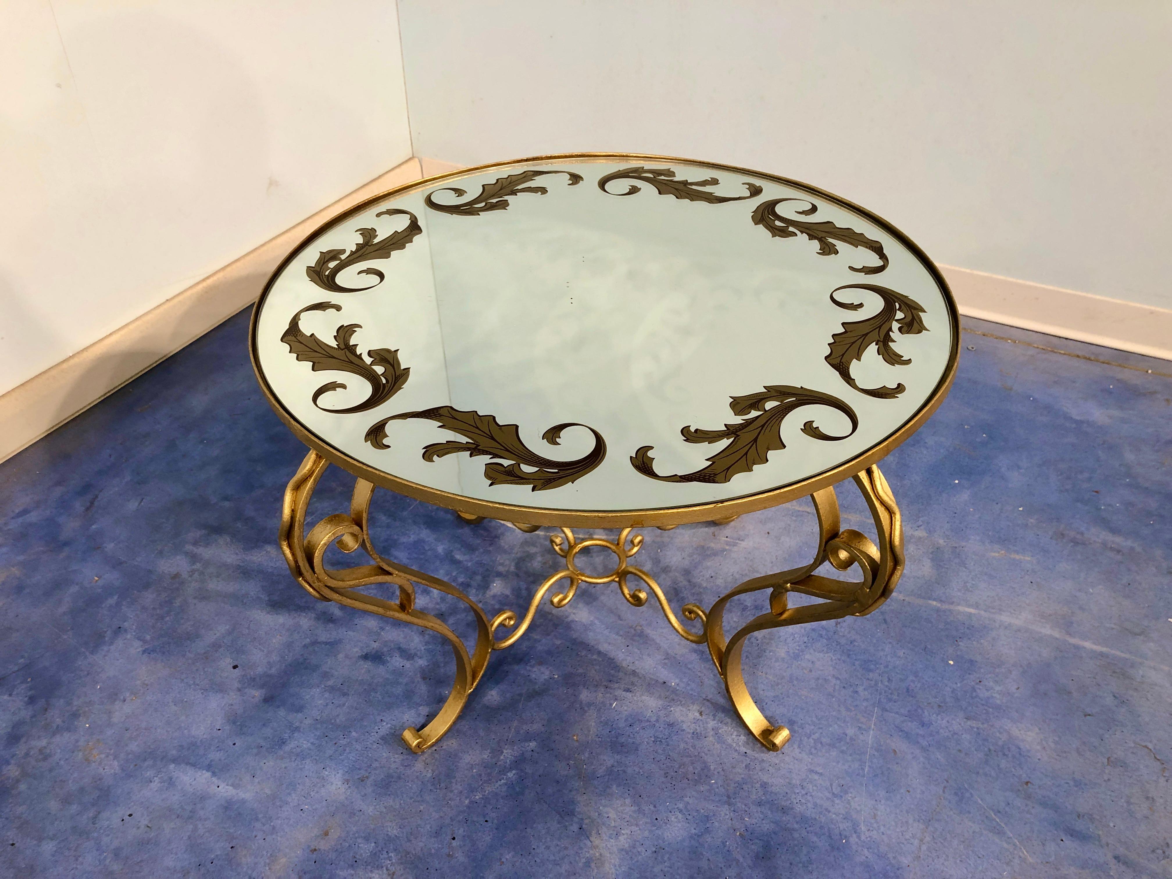 French Art Deco Round Coffee Table in Gilded Iron, 1950 For Sale 9