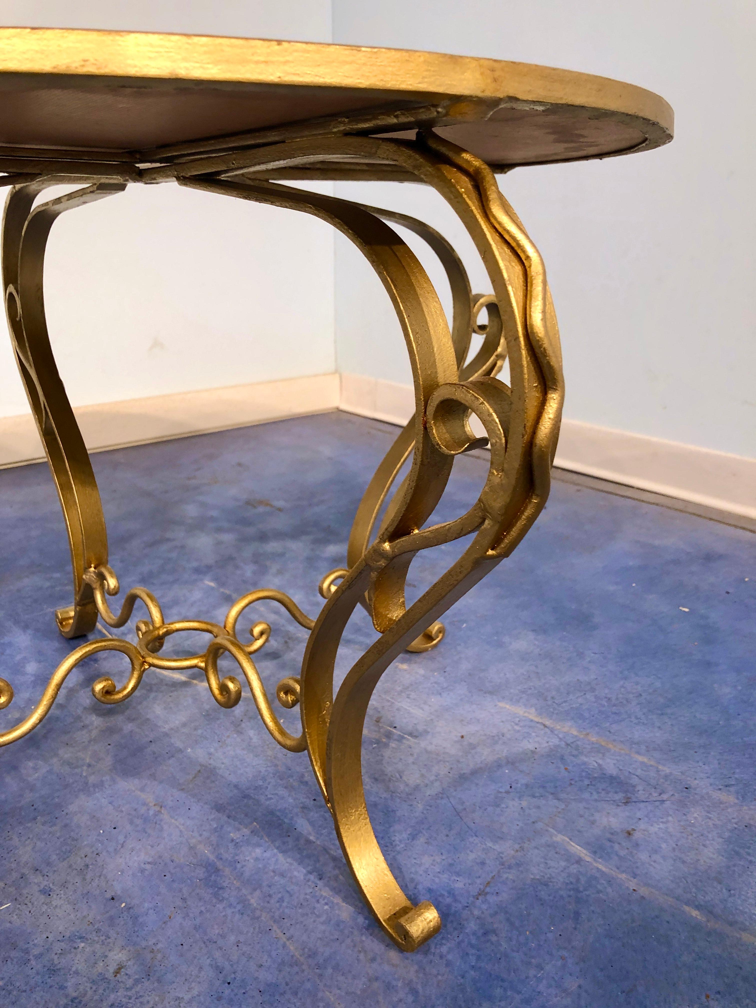 Miroir Table basse ronde Art Déco française en fer doré:: 1950 en vente