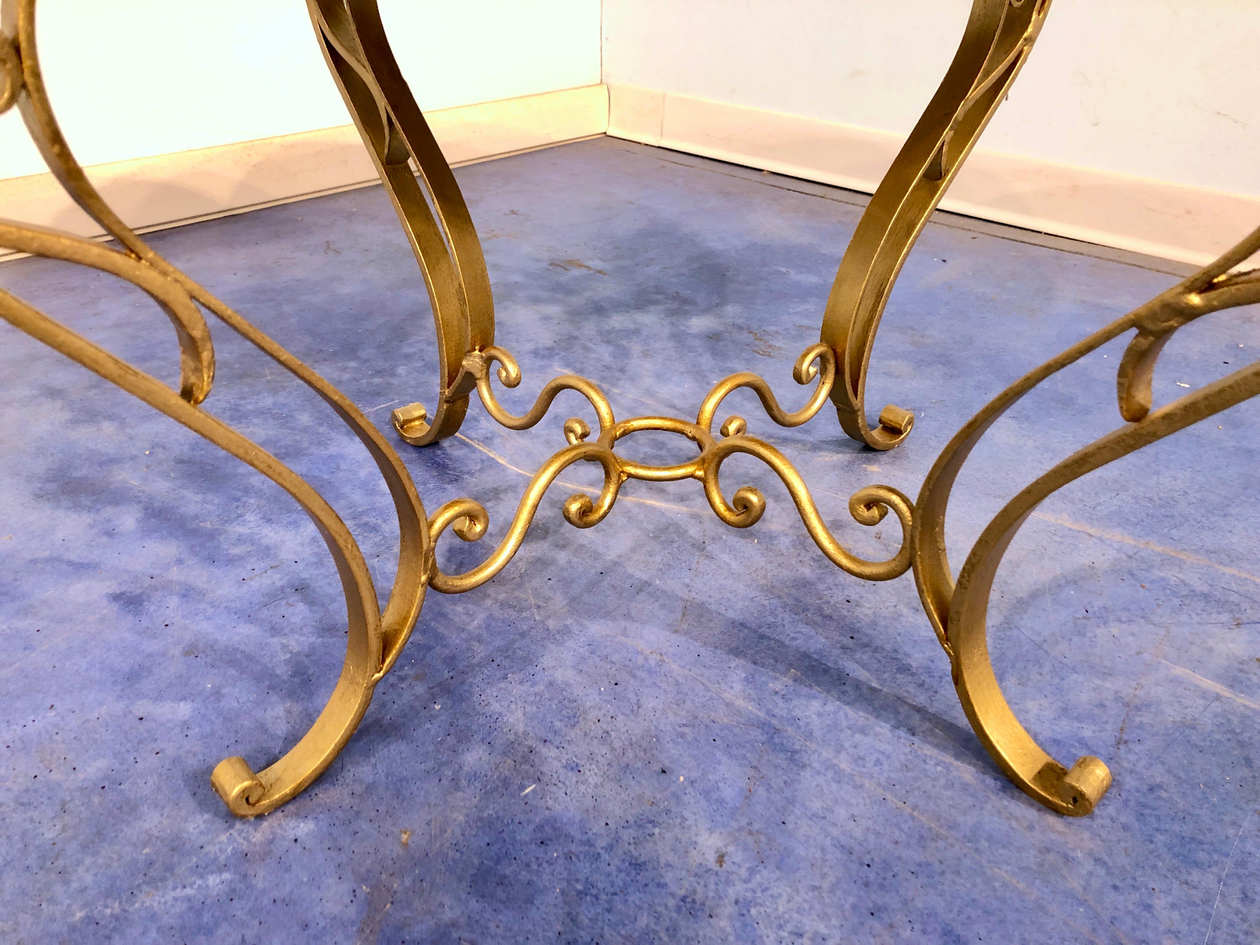 French Art Deco Round Coffee Table in Gilded Iron, 1950 For Sale 3