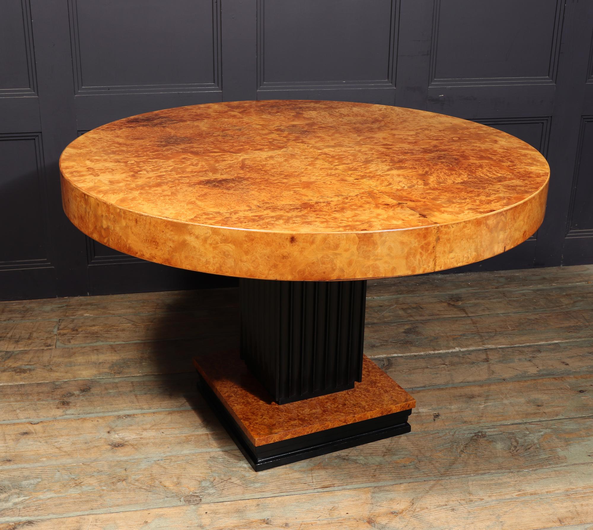 French Art Deco Round Dining Table in Burr Maple 10