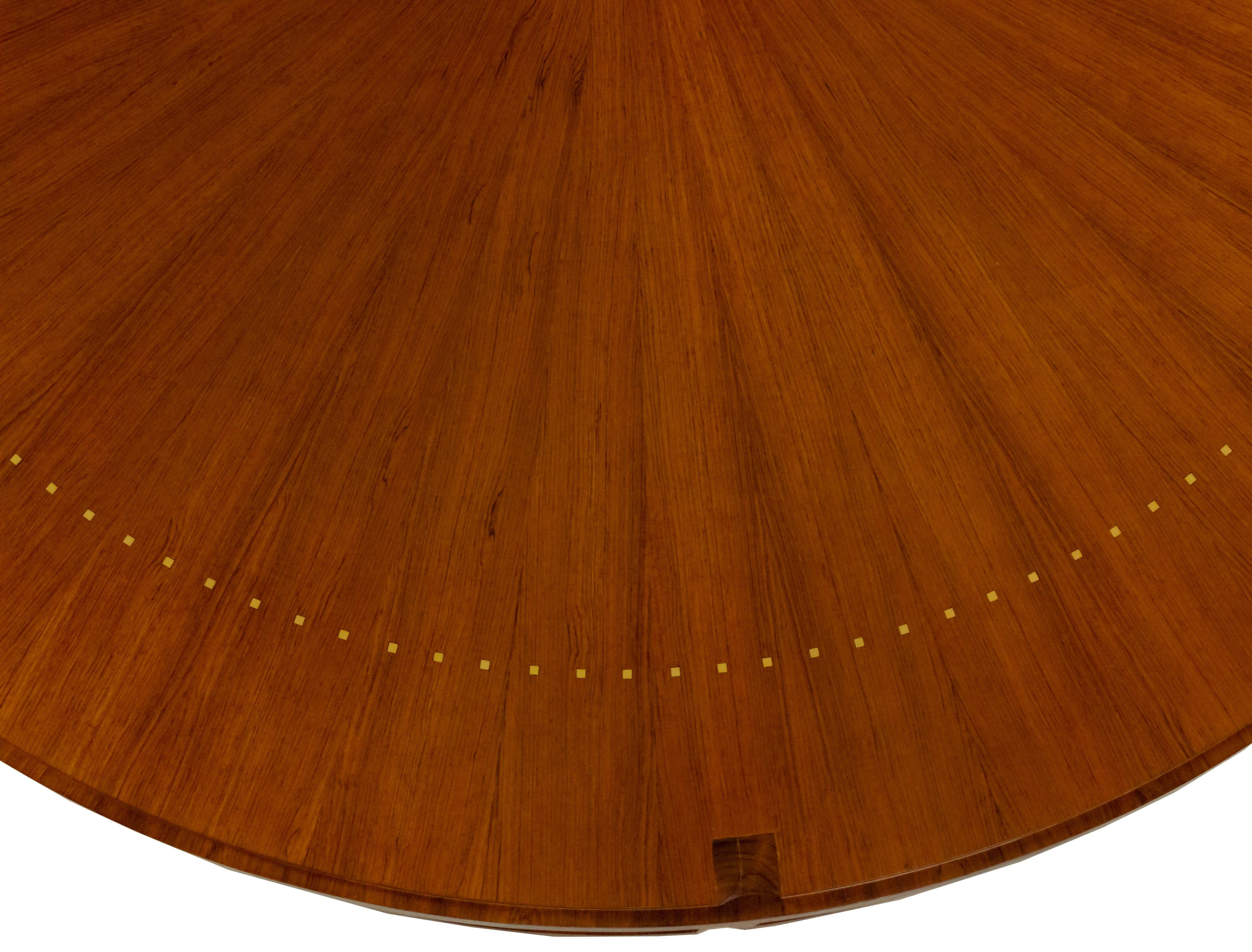 French Art Deco Round Rosewood Sunburst Coffee Table in the Manner of Ruhlmann 5