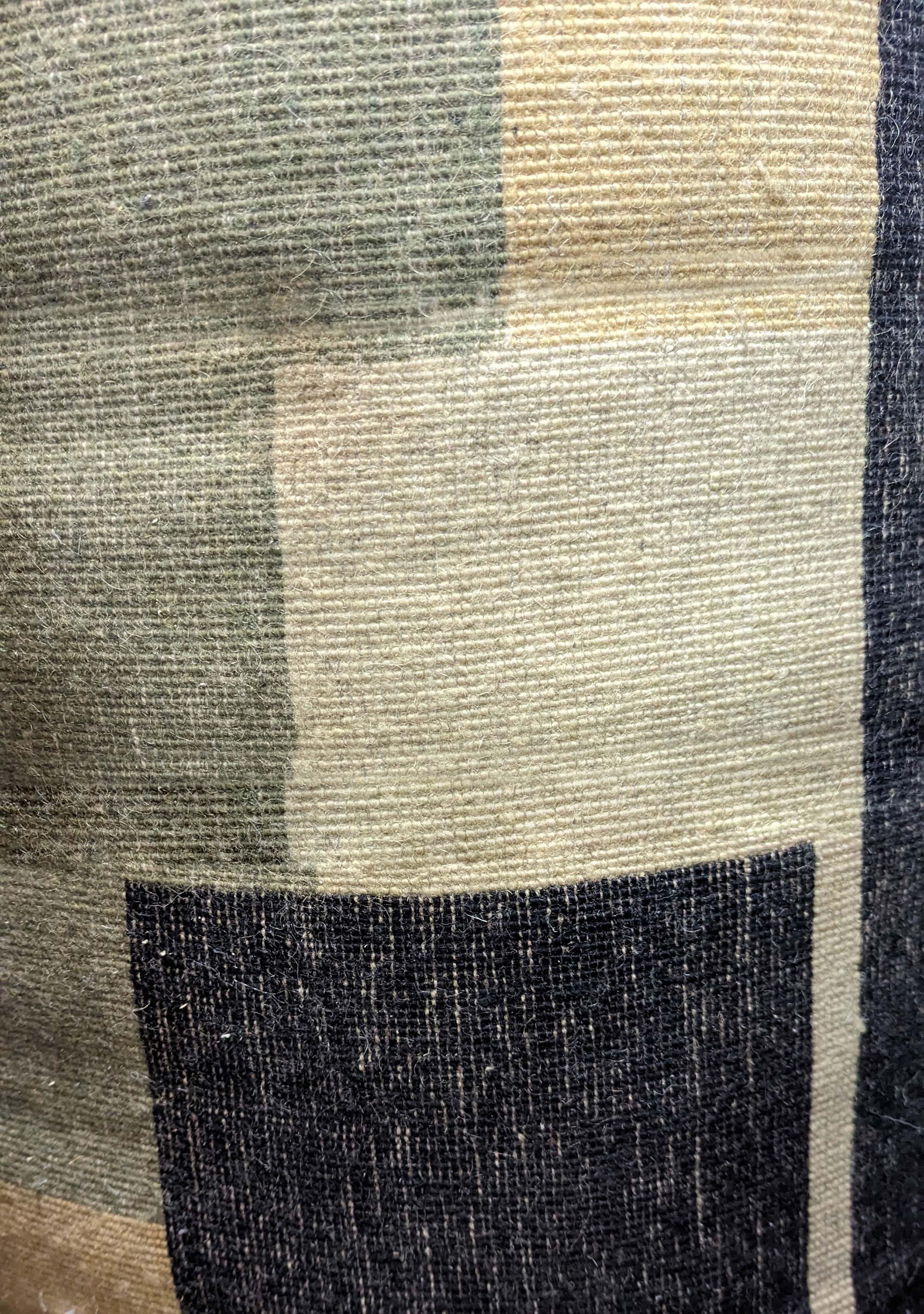 French Art Deco Rug
Size: 14'8
