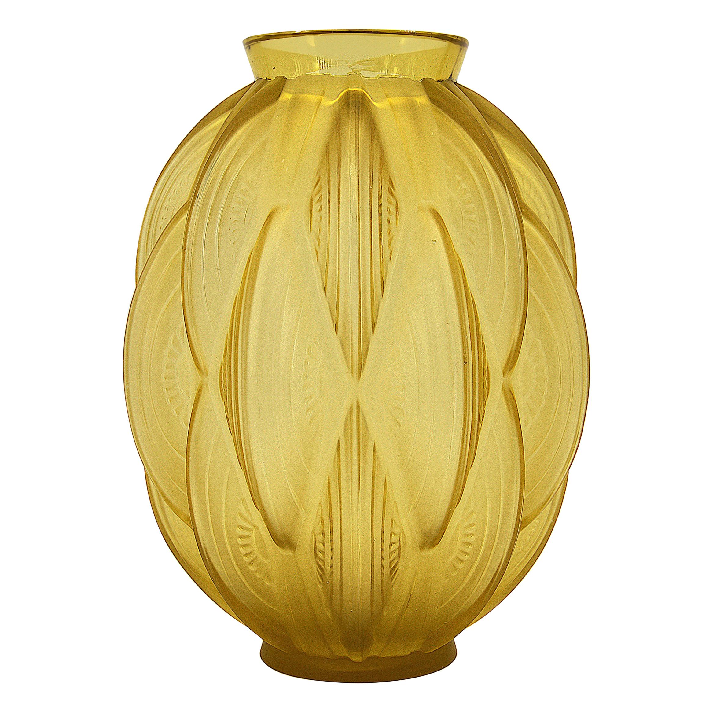 French Art Deco Sabino "24 Pirogues" Vase, 1929