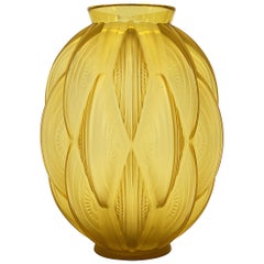 French Art Deco Sabino "24 Pirogues" Vase, 1929