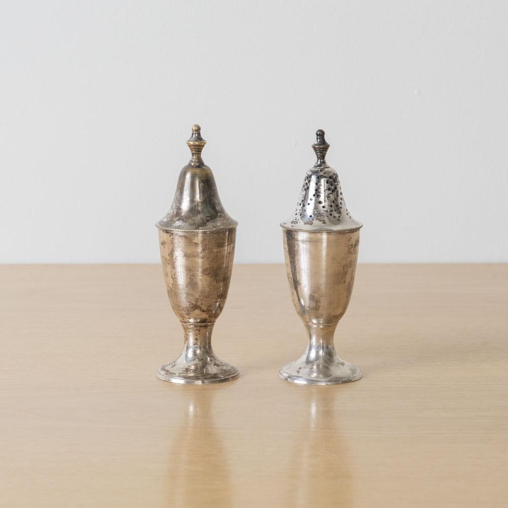 Französische Art Deco Salz- und Pfefferstreuer im Zustand „Gut“ im Angebot in Los Angeles, CA