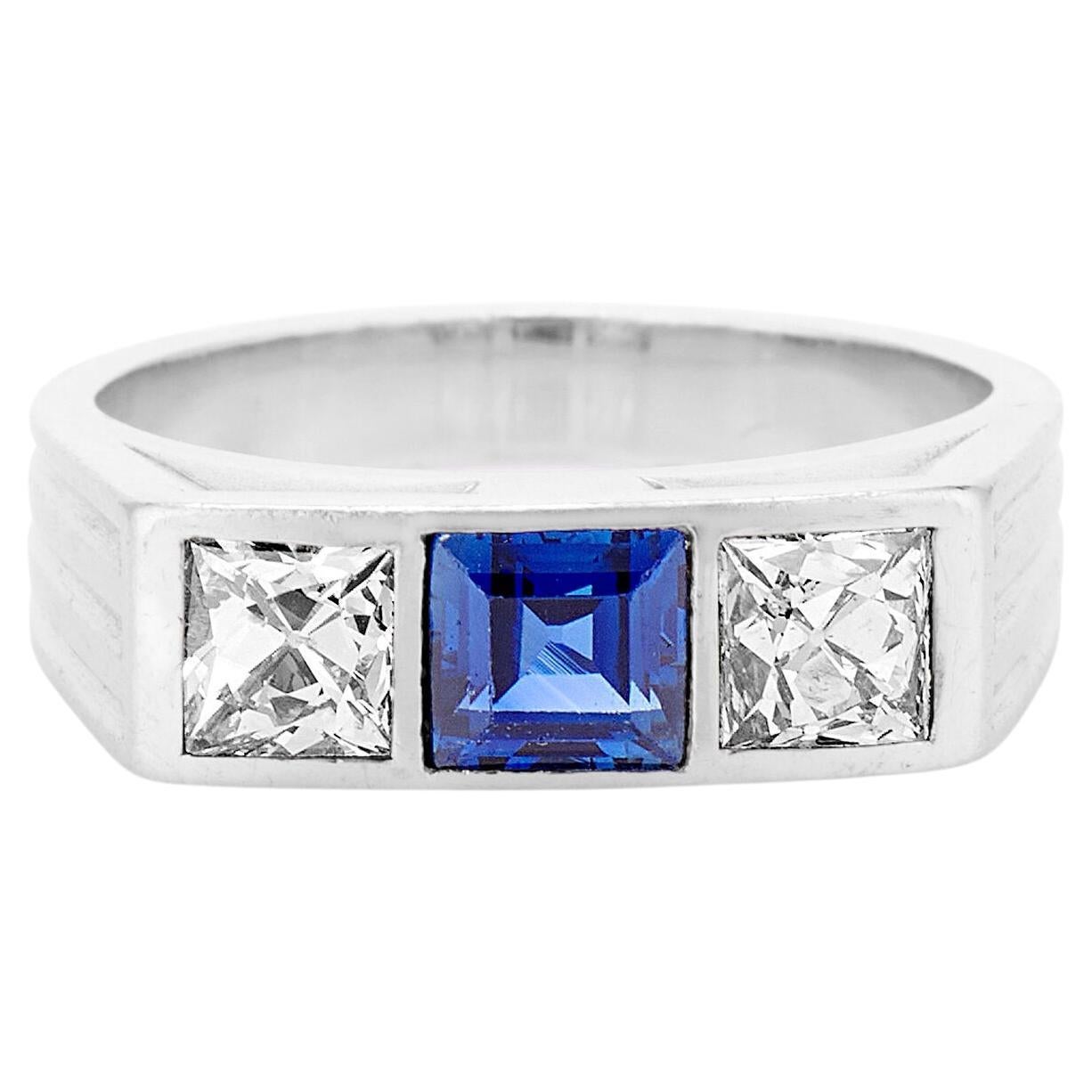 Französischer Art Deco Trilogy-Ring mit Saphiren und Diamanten im französischen Schliff