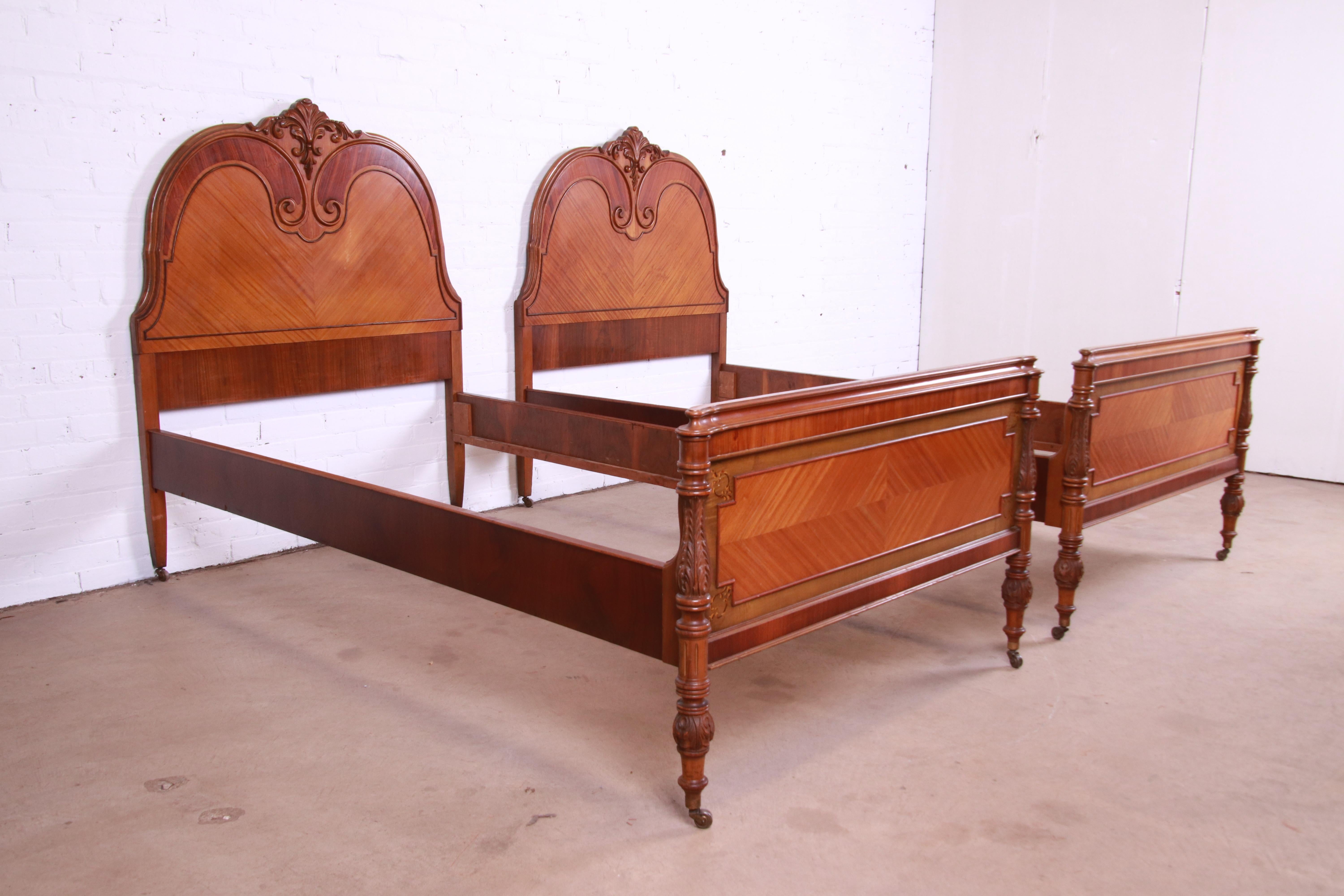 French Art Deco Satinwood and Carved Walnut Twin Beds, Circa 1920s 2