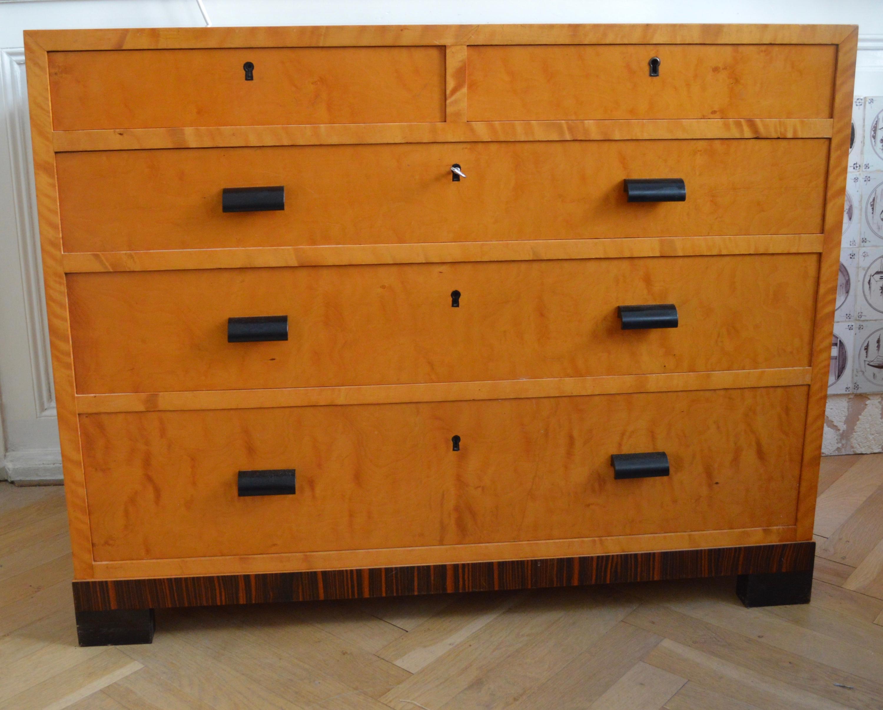 French Art Deco Satinwood Dresser In Bird’s-Eye Maple And Zebra Veneer 2