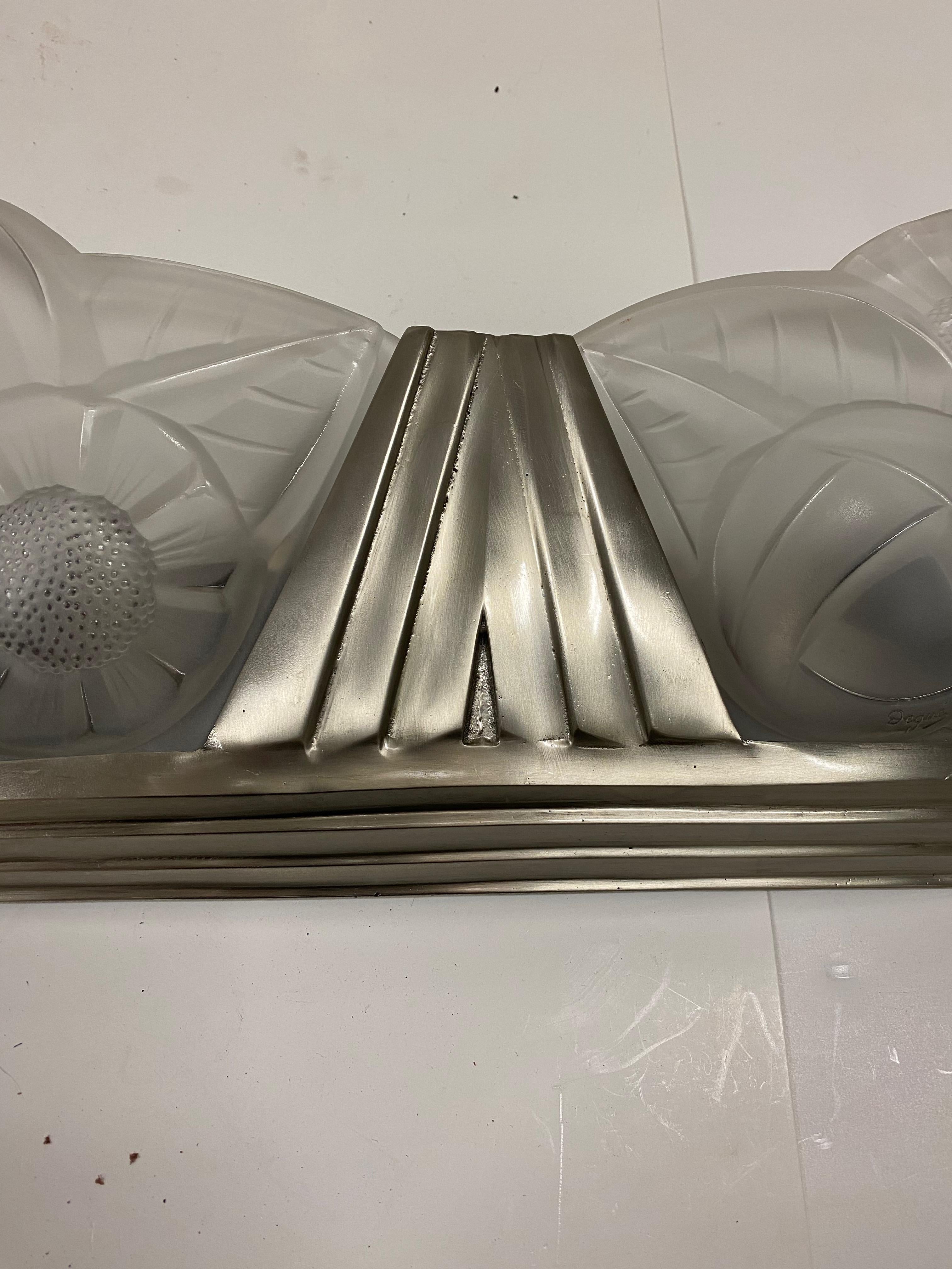 French Art Deco Sconce Signed by Degue For Sale 1