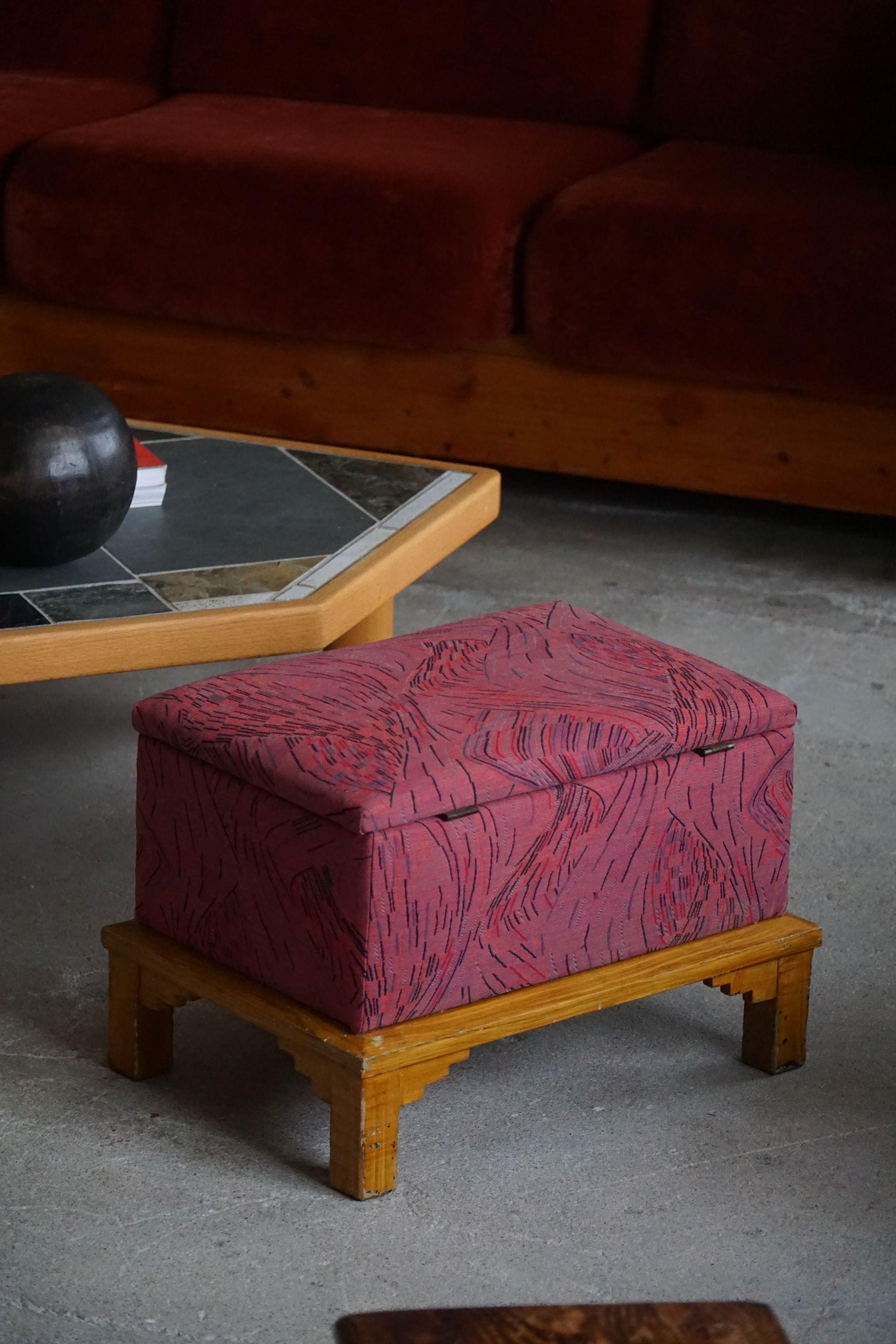 French Art Deco, Sculptural Stool with Storage, Reupholstered, Made in the 1940s For Sale 5