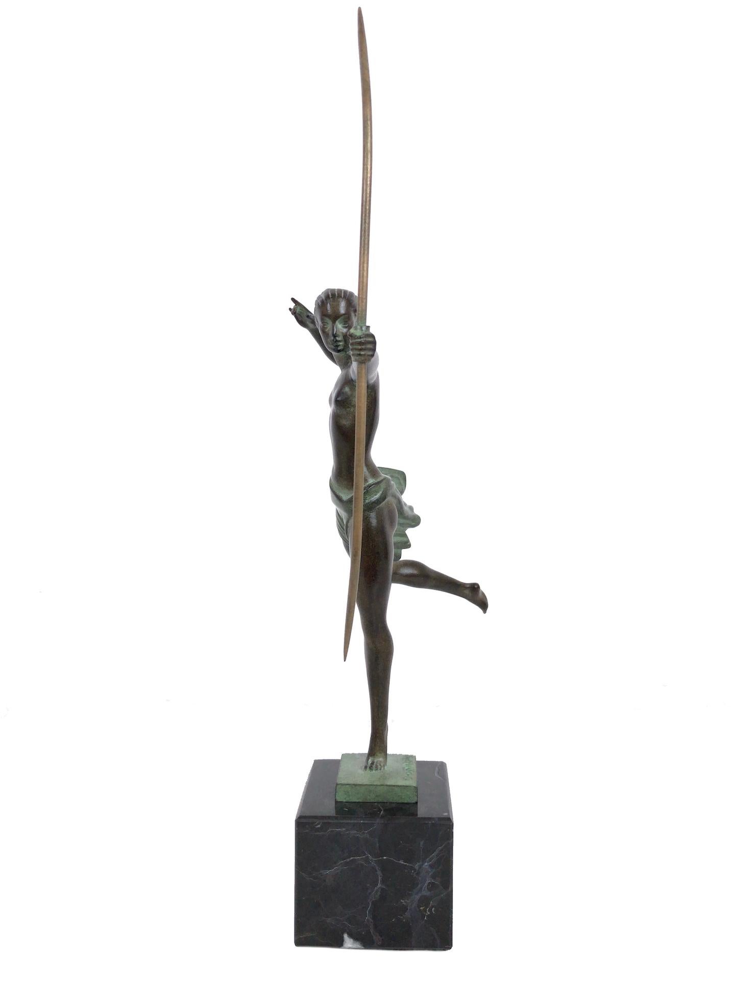 Art déco Sculpture Amazone Art Déco française Atalante de Jean de Marco pour Max Le Verrier en vente