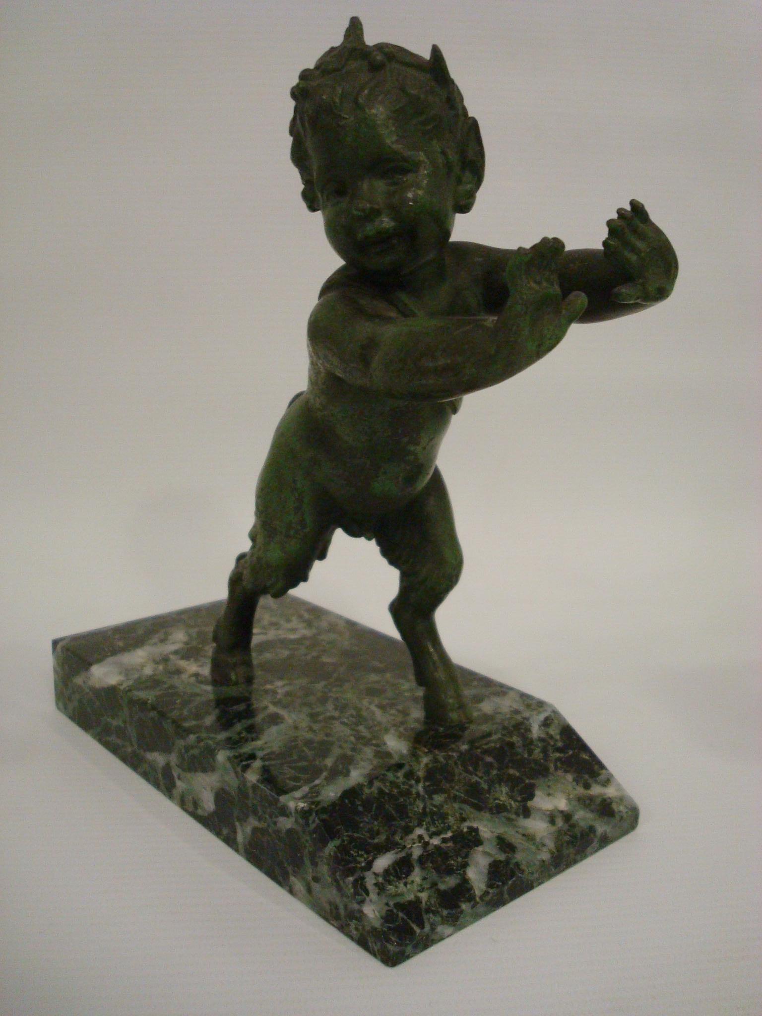 Französische Art-Déco-Skulptur Buchstützen Satyr von Carlier, 1920 (Frühes 20. Jahrhundert) im Angebot