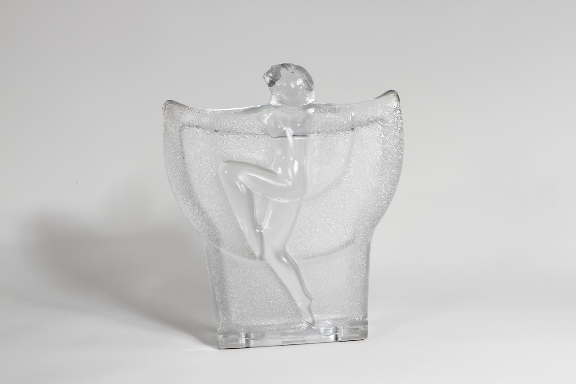 French Art Deco sculpture in all glass representing a feminine figure dancing made by Edouard Cazaux & David Guéron in 1930. The subject represented is typical from the time, the particularity of the sculpture is the technique which is pressed
