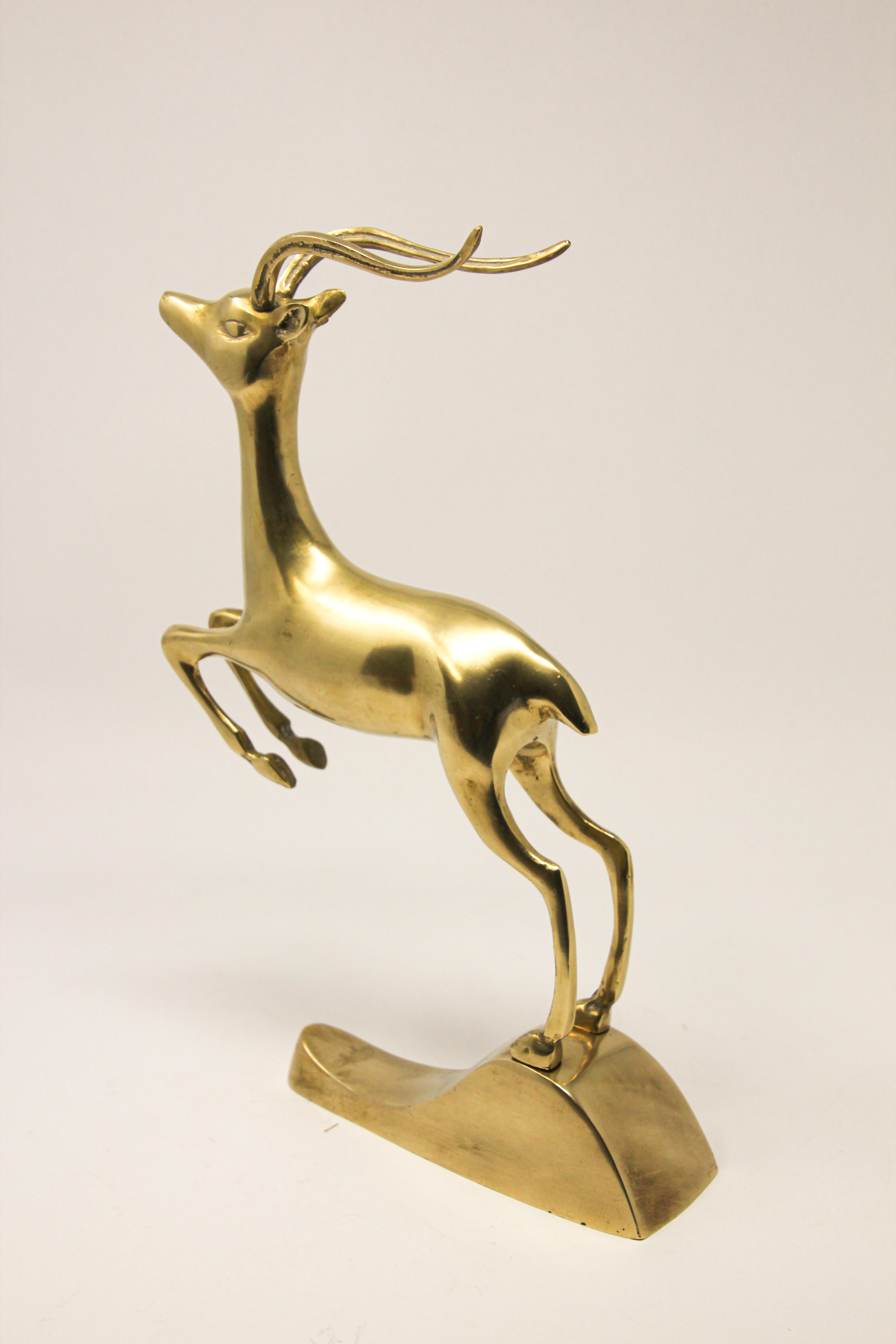 Sculpture française Art déco d'une Antilope en vente 1