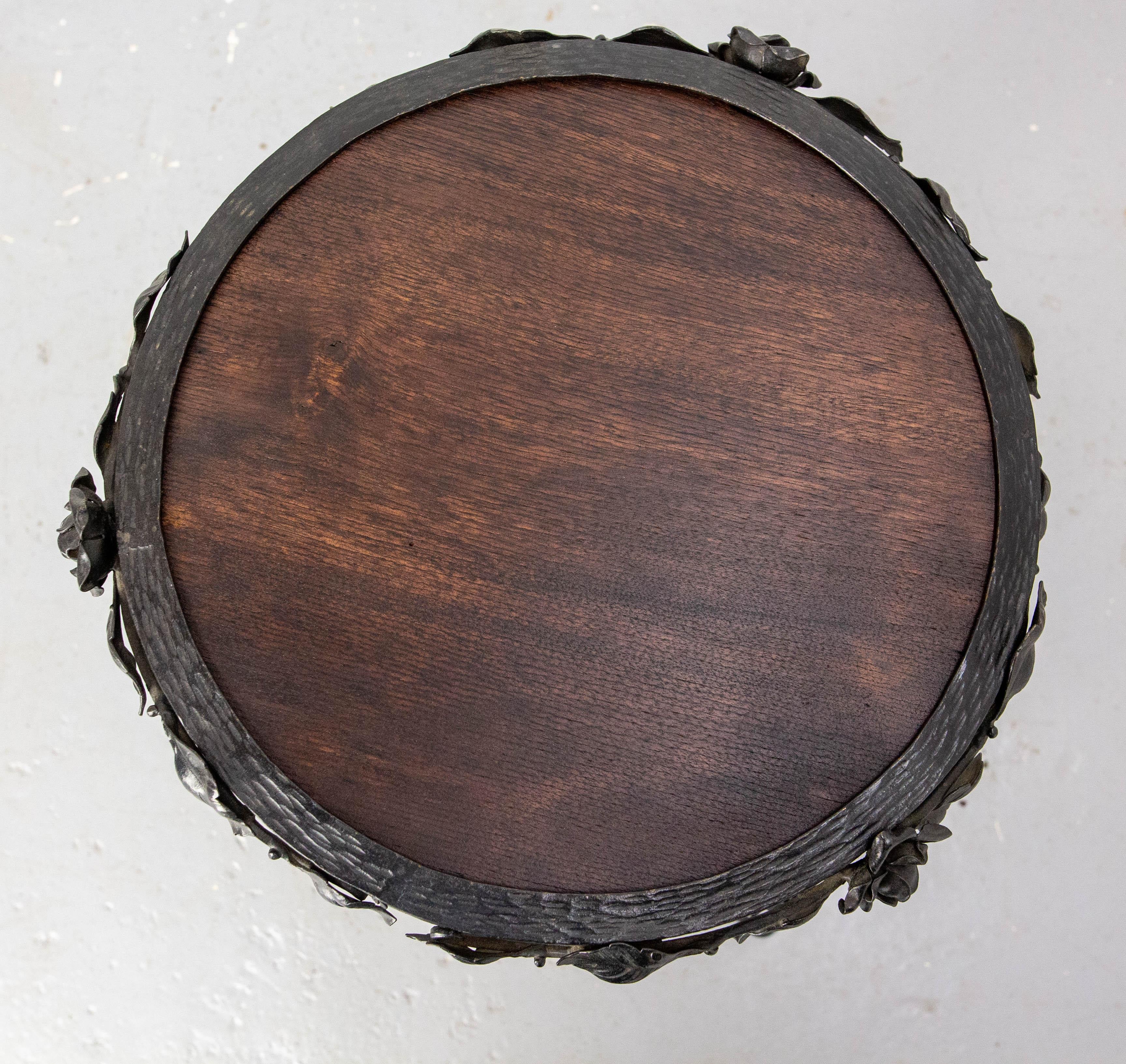 Art déco Sellette ou porte-plante en fer forgé et Oak Oak, circa 1930 en vente
