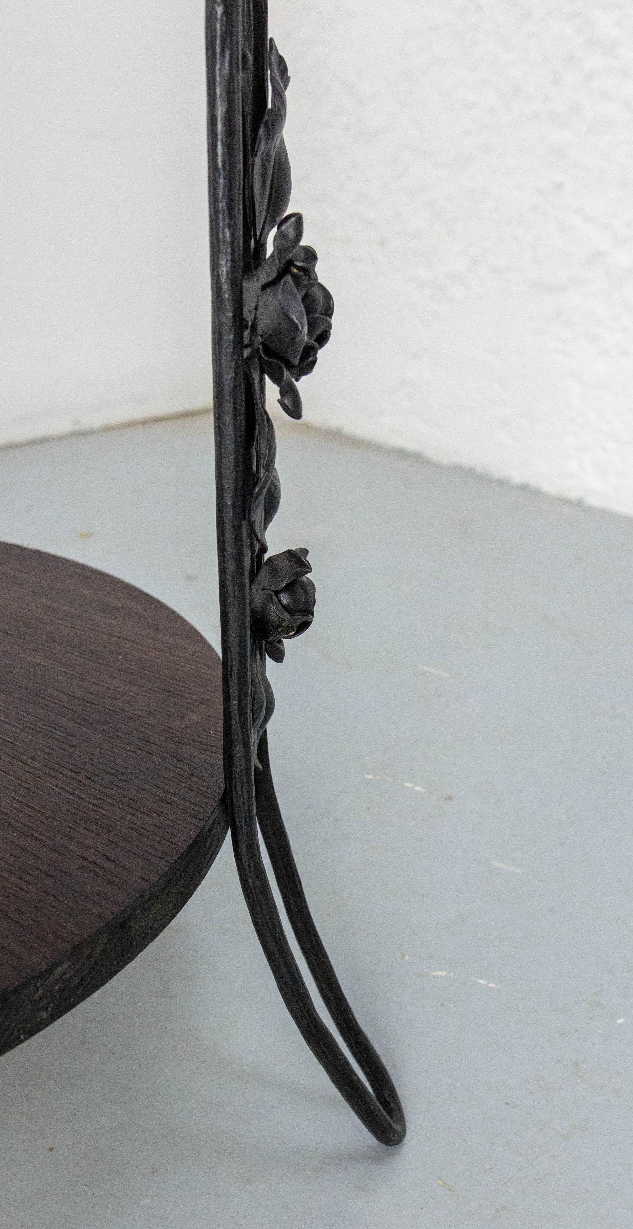 Sellette ou porte-plante en fer forgé et Oak Oak, circa 1930 Bon état - En vente à Labrit, Landes