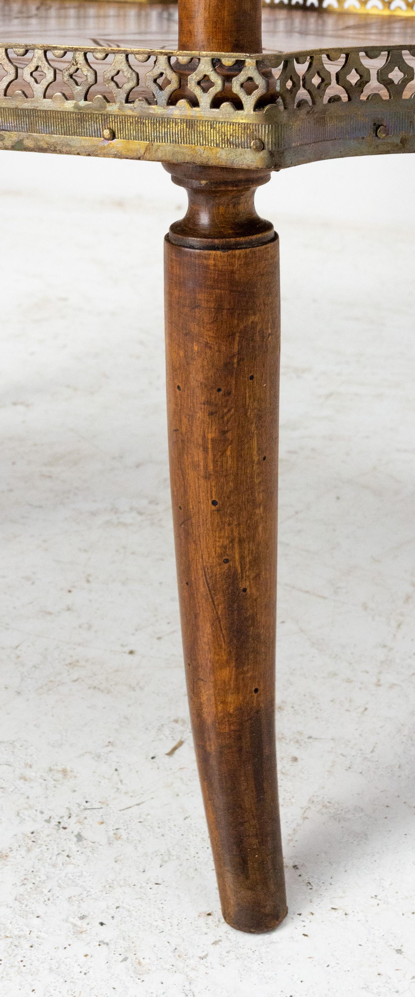 Serviertisch oder Beistelltisch aus Pappelholz und Messing im französischen Art déco-Stil, um 1930 im Angebot 5