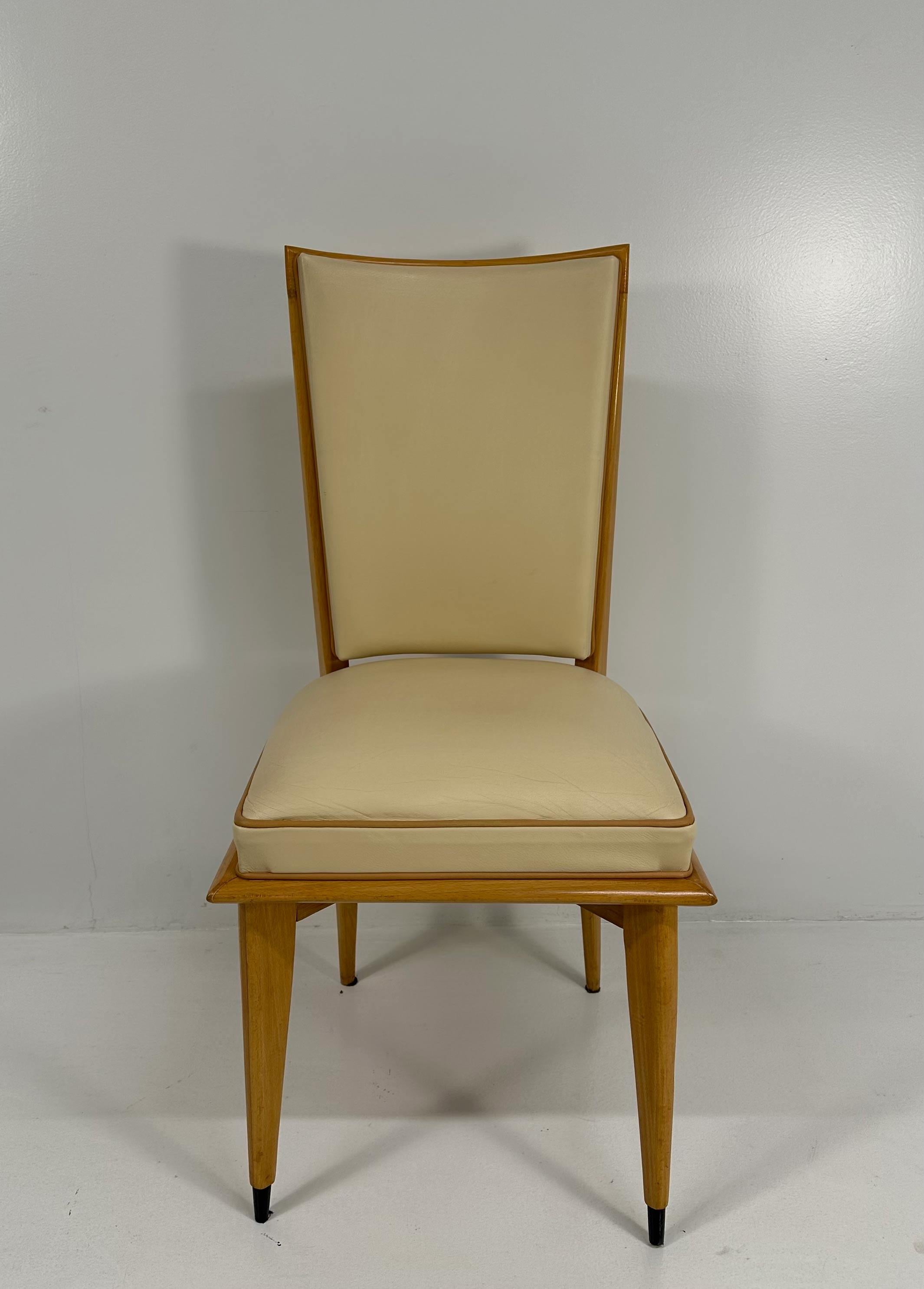 French Art Deco Set of 12 Chairs in Maple and Cream Leather, 1930s For Sale 1