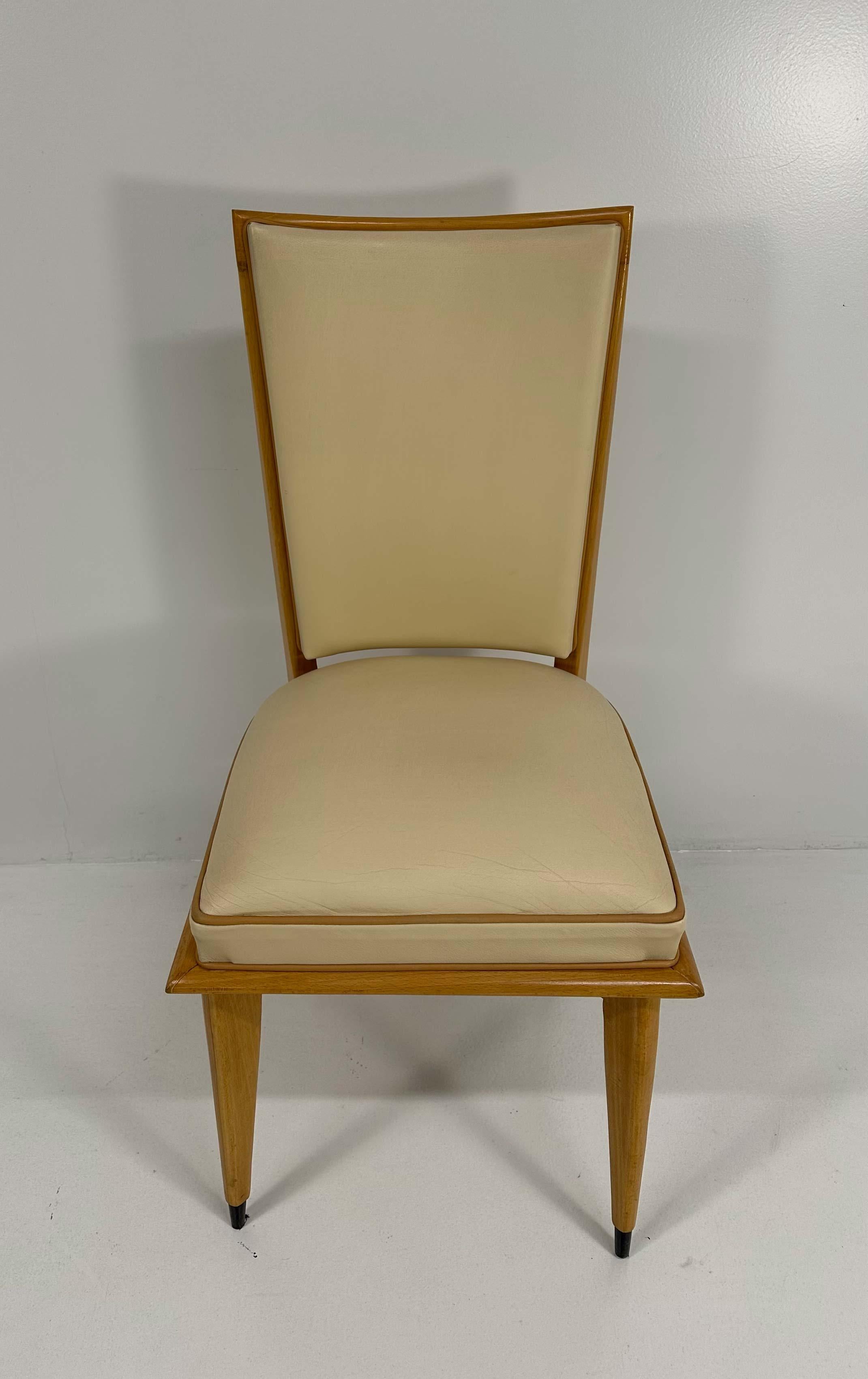 French Art Deco Set of 12 Chairs in Maple and Cream Leather, 1930s For Sale 2