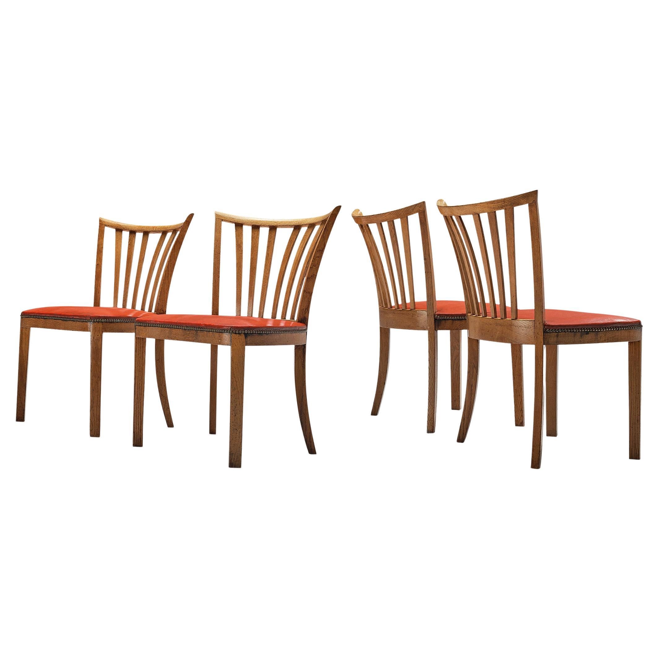 French Art Deco Set of Four Dining Chairs in Red Leatherette and Oak For Sale