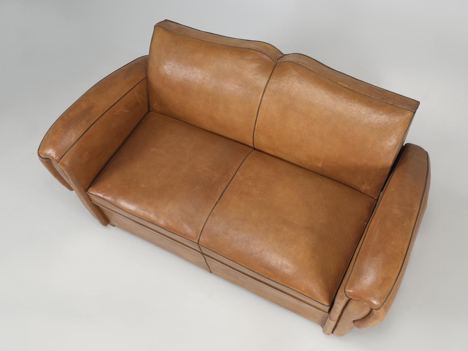 French Art Deco Settee That Opens into a Bed in Original Leather, New Mattress 2