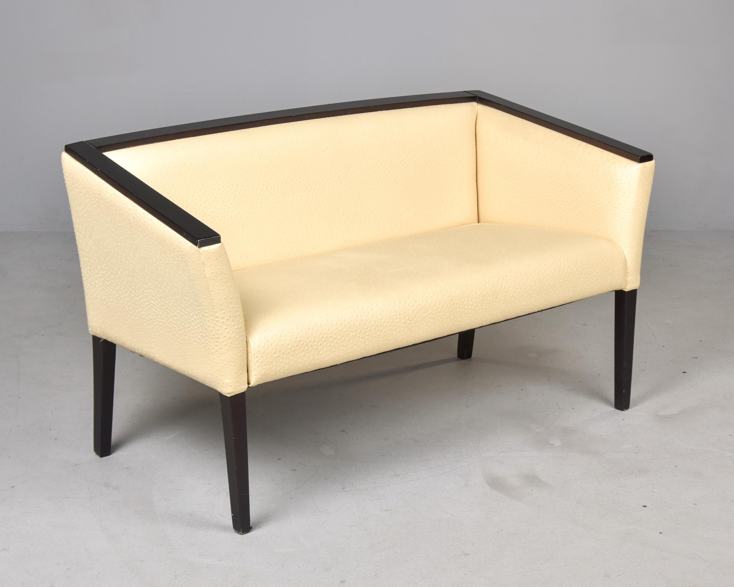 French Art Deco Settee with Leather Upholstery and Black Frame For Sale 7
