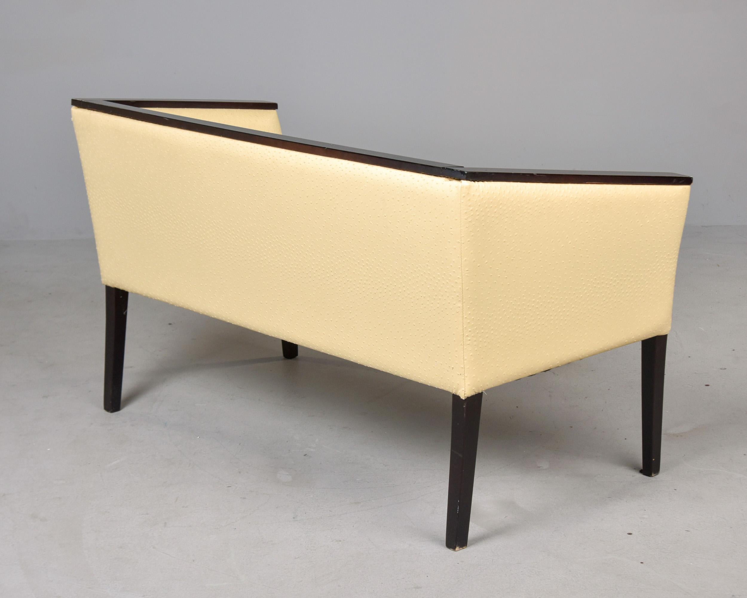 French Art Deco Settee with Leather Upholstery and Black Frame For Sale 4