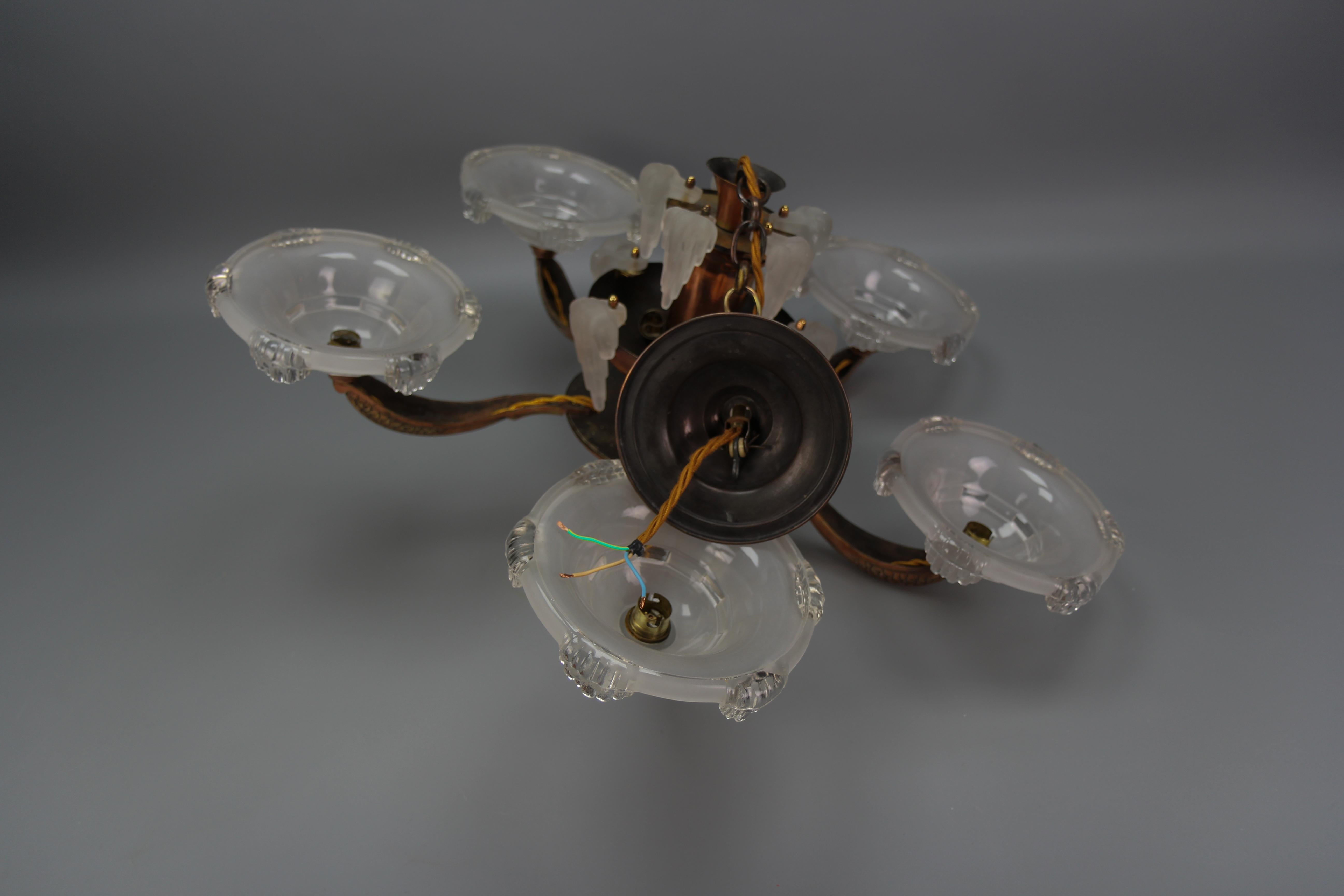 French Art Deco 7-Light Frosted Glass, Brass and Copper Chandelier, 1930s For Sale 10