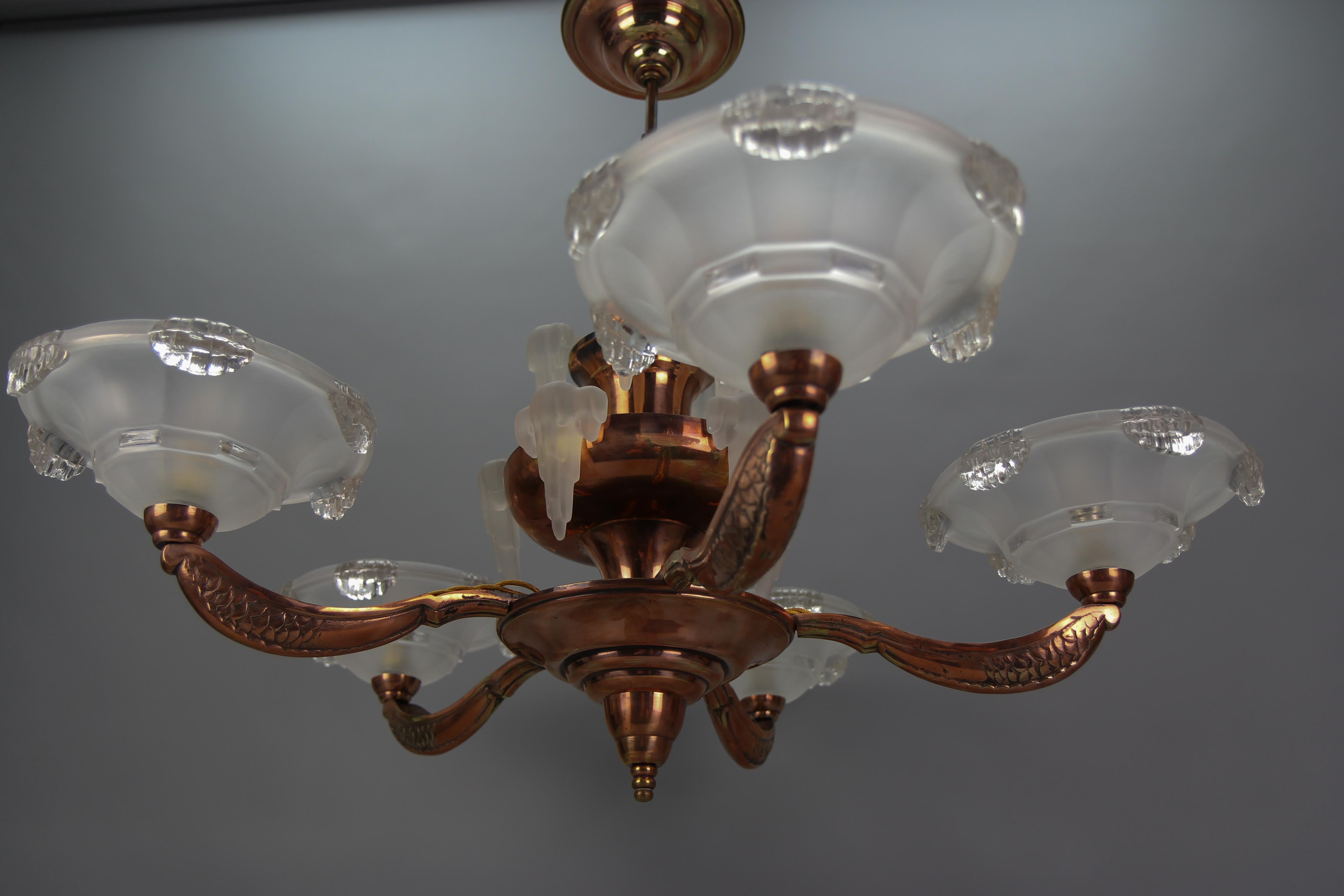 French Art Deco 7-Light Frosted Glass, Brass and Copper Chandelier, 1930s For Sale 2