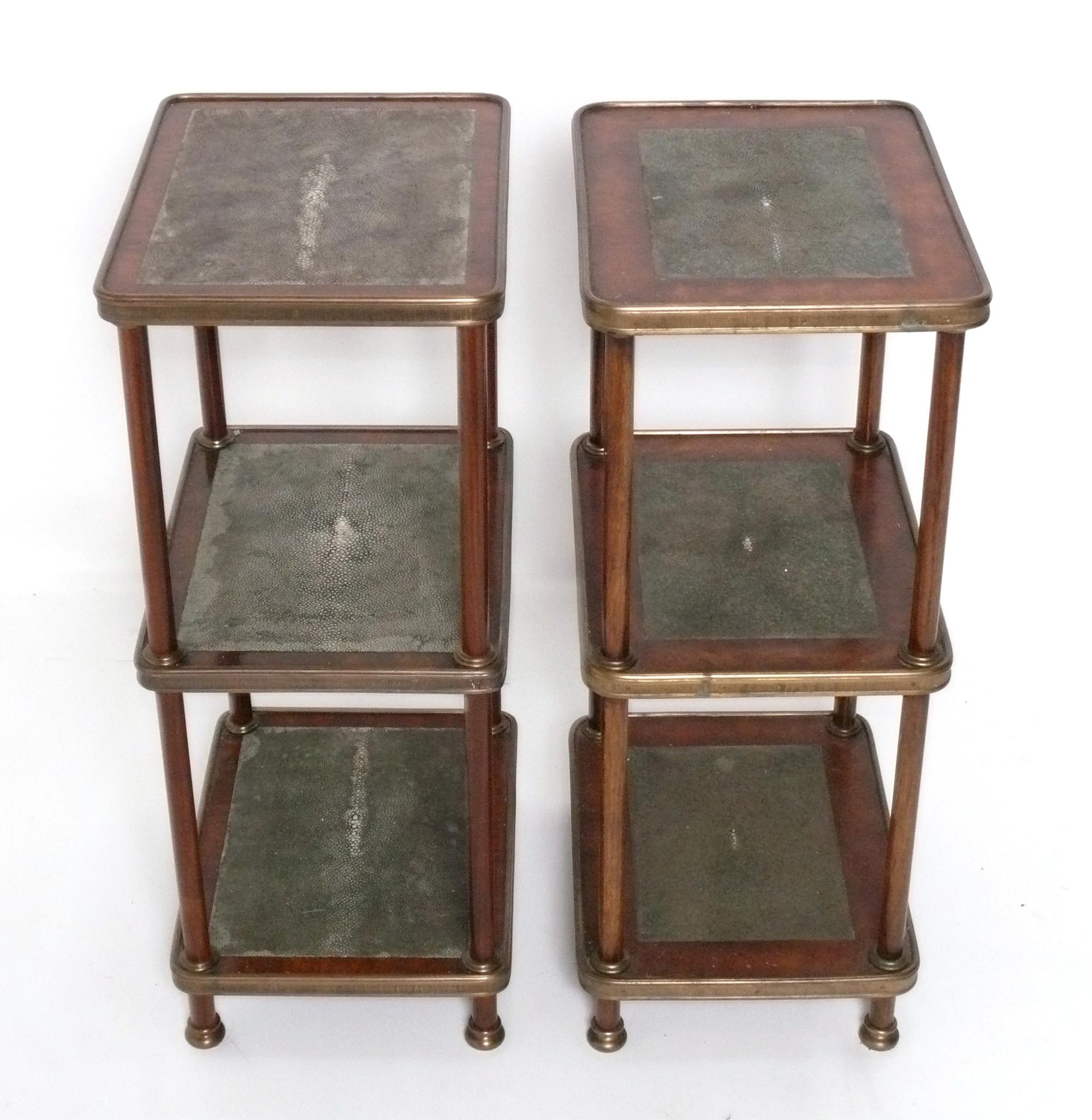 Französische Art Deco Shagreen End Tables oder Night Stands im Zustand „Gut“ im Angebot in Atlanta, GA