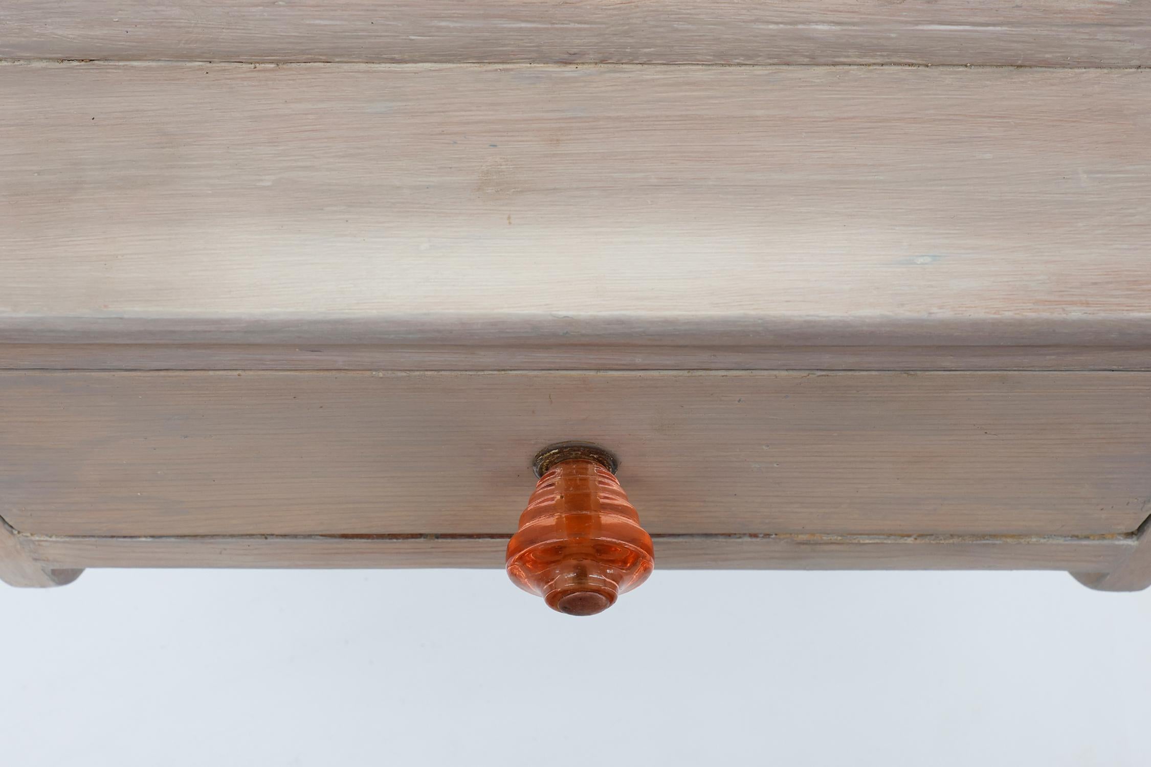 Gabinete de afeitado o botiquín Art Decó francés en madera con espejo, años 20 en venta 1