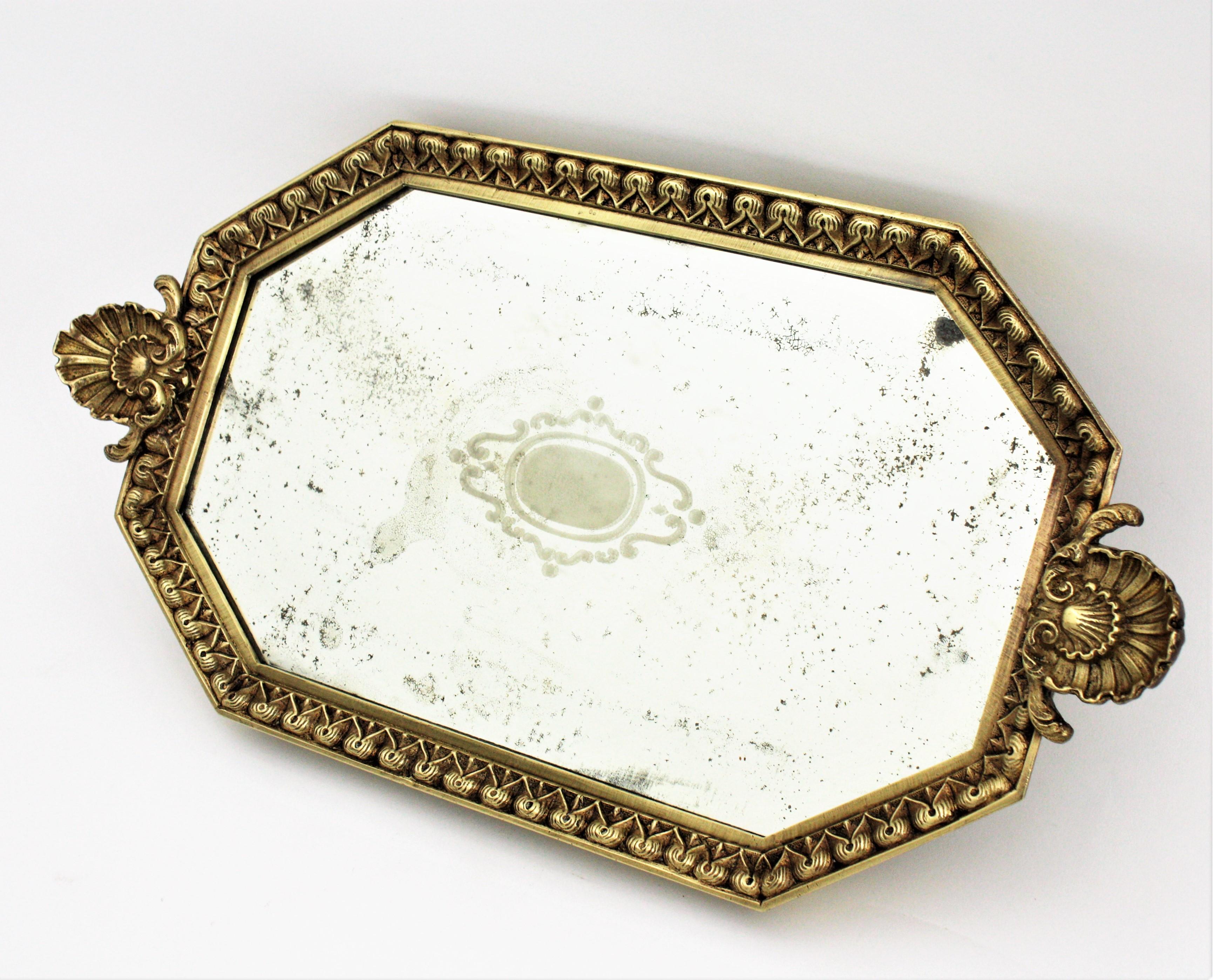 French Art Deco Tray with Shell Motif, Bronze and Etched Mirror  1