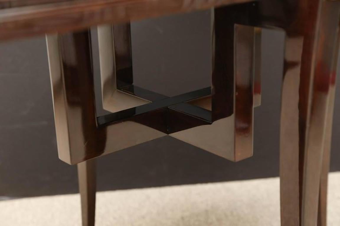 French Art Deco Side Table in Walnut For Sale 3